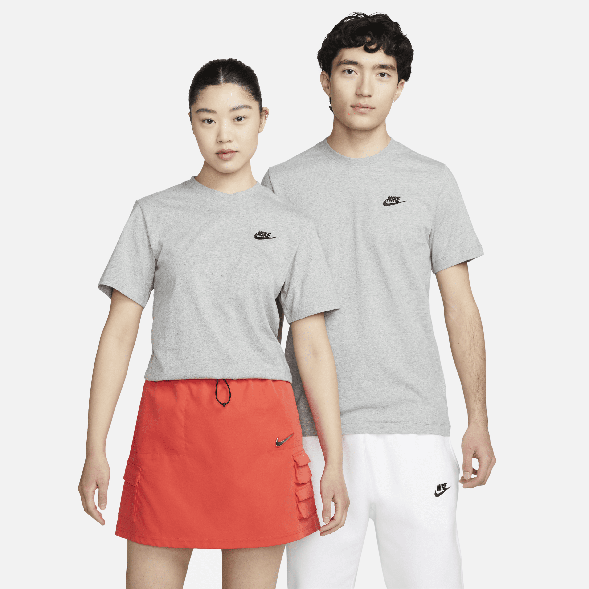 【ナイキ(NIKE)公式ストア】ナイキ スポーツウェア クラブ メンズ Tシャツ AR4999-064 グレー 【ナイキ(NIKE)公式ストア】ナイキ スポーツウェア クラブ メンズ Tシャツ AR4999-064 グレー