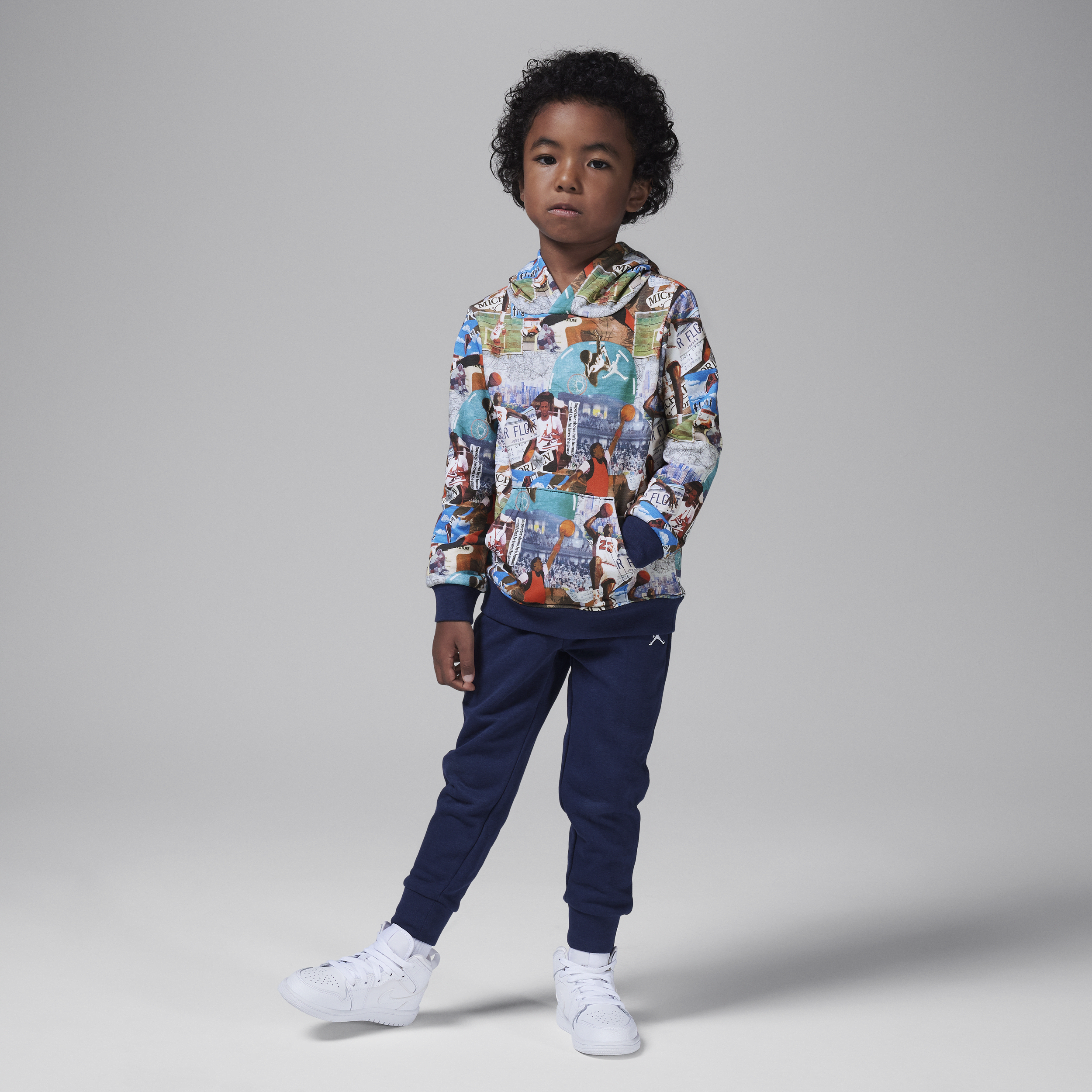 【ナイキ(NIKE)公式ストア】ジョーダン MJ ブルックリン ベビー ツーピース プリント フレンチ テリー パーカー セットアップ HQ7692-410 ブルー 【ナイキ(NIKE)公式ストア】ジョーダン MJ ブルックリン ベビー ツーピース プリント フレンチ テリー パーカー セットアップ HQ7692-410 ブルー