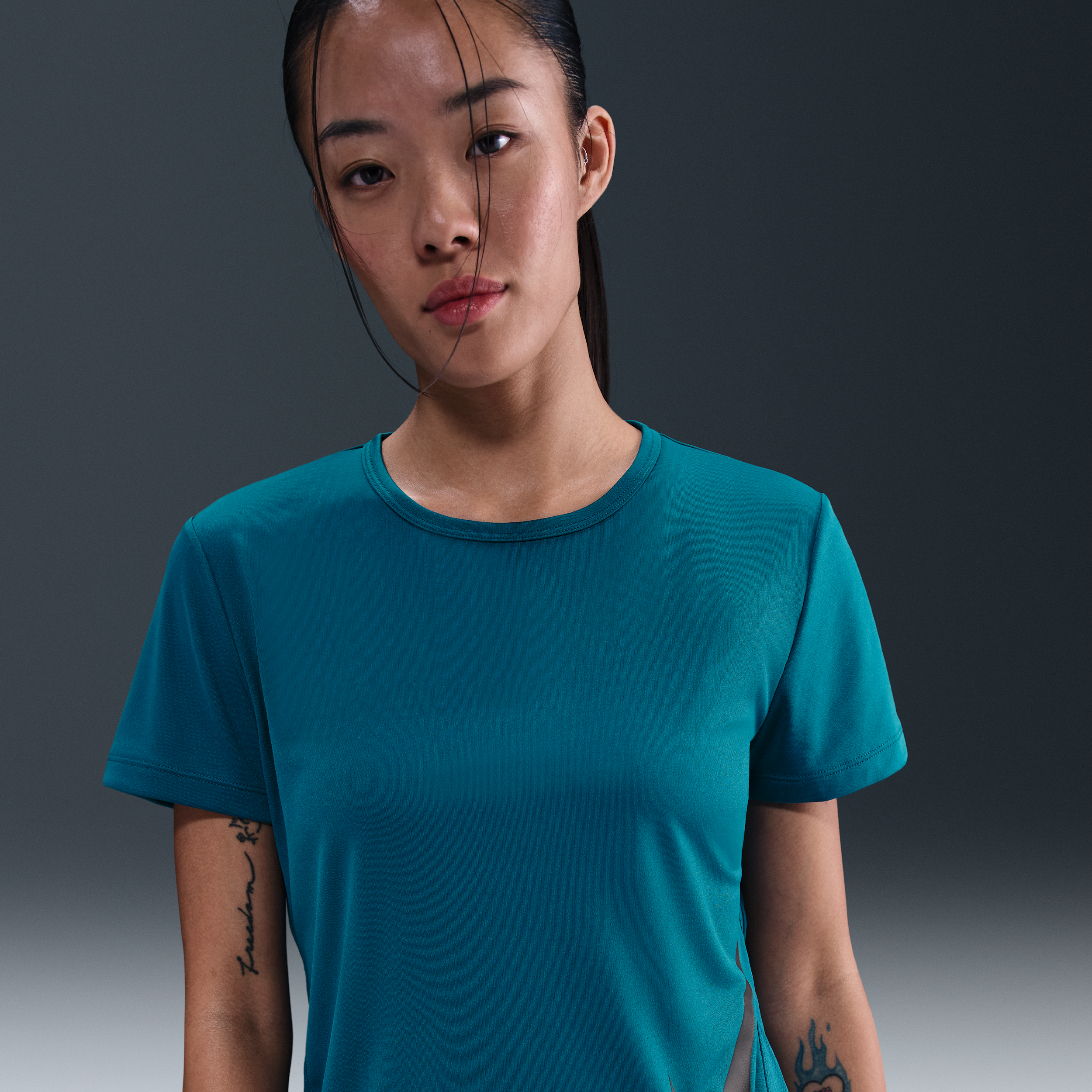 【ナイキ(NIKE)公式ストア】ナイキ テンポ スウッシュ ラン ウィメンズ Dri-FIT ショートスリーブ ランニングトップ HV2773-301 ブルー 【ナイキ(NIKE)公式ストア】ナイキ テンポ スウッシュ ラン ウィメンズ Dri-FIT ショートスリーブ ランニングトップ HV2773-301 ブルー