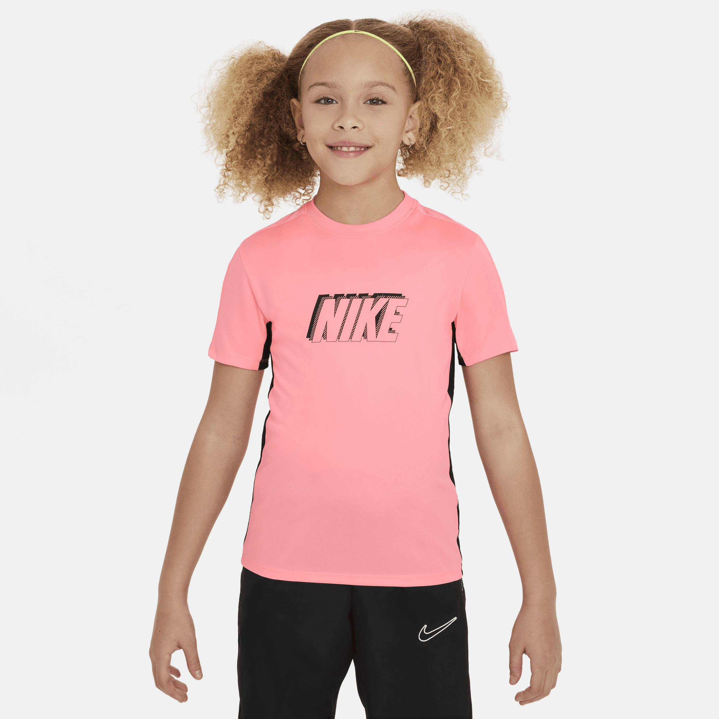 Kortærmet Nike Dri-FIT Academy23-fodboldtrøje til større børn - Pink