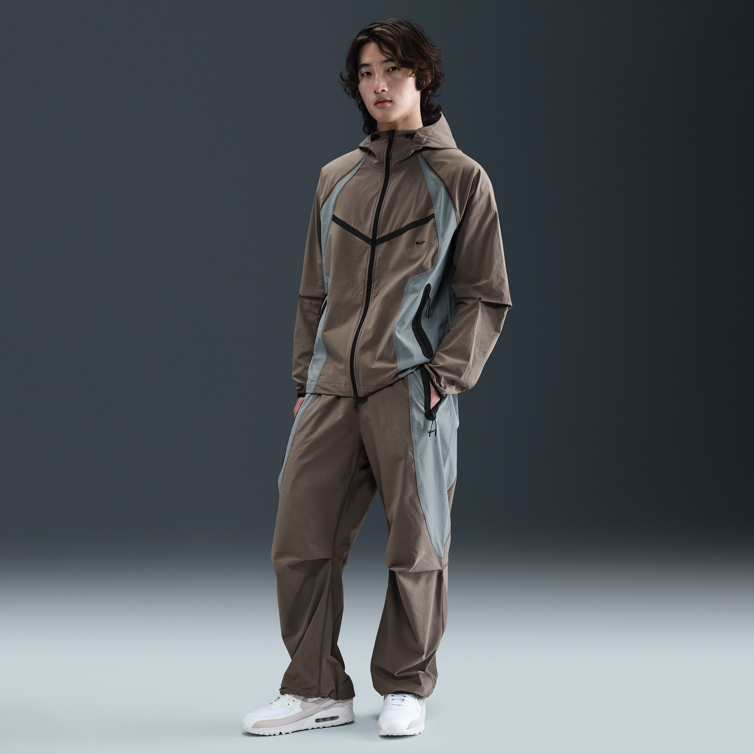 【ナイキ(NIKE)公式ストア】ナイキ テック メンズ Dri-FIT ウーブン カラーブロック ルーズフィット パンツ IH8467-289 グレー 【ナイキ(NIKE)公式ストア】ナイキ テック メンズ Dri-FIT ウーブン カラーブロック ルーズフィット パンツ IH8467-289 グレー