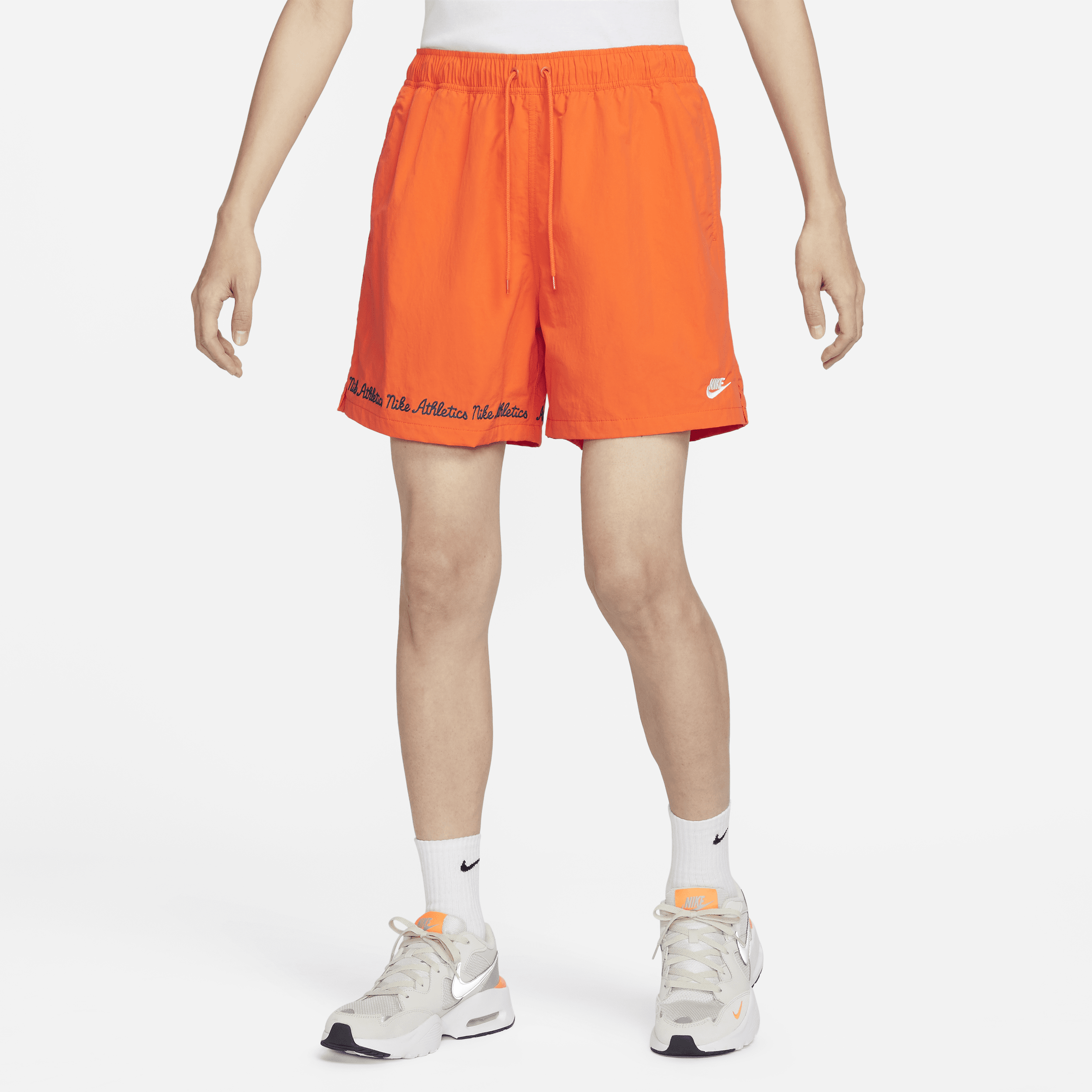 【ナイキ(NIKE)公式ストア】ナイキ クラブ フリース メンズ フロー ショートパンツ FV5662-819 オレンジ 【ナイキ(NIKE)公式ストア】ナイキ クラブ フリース メンズ フロー ショートパンツ FV5662-819 オレンジ