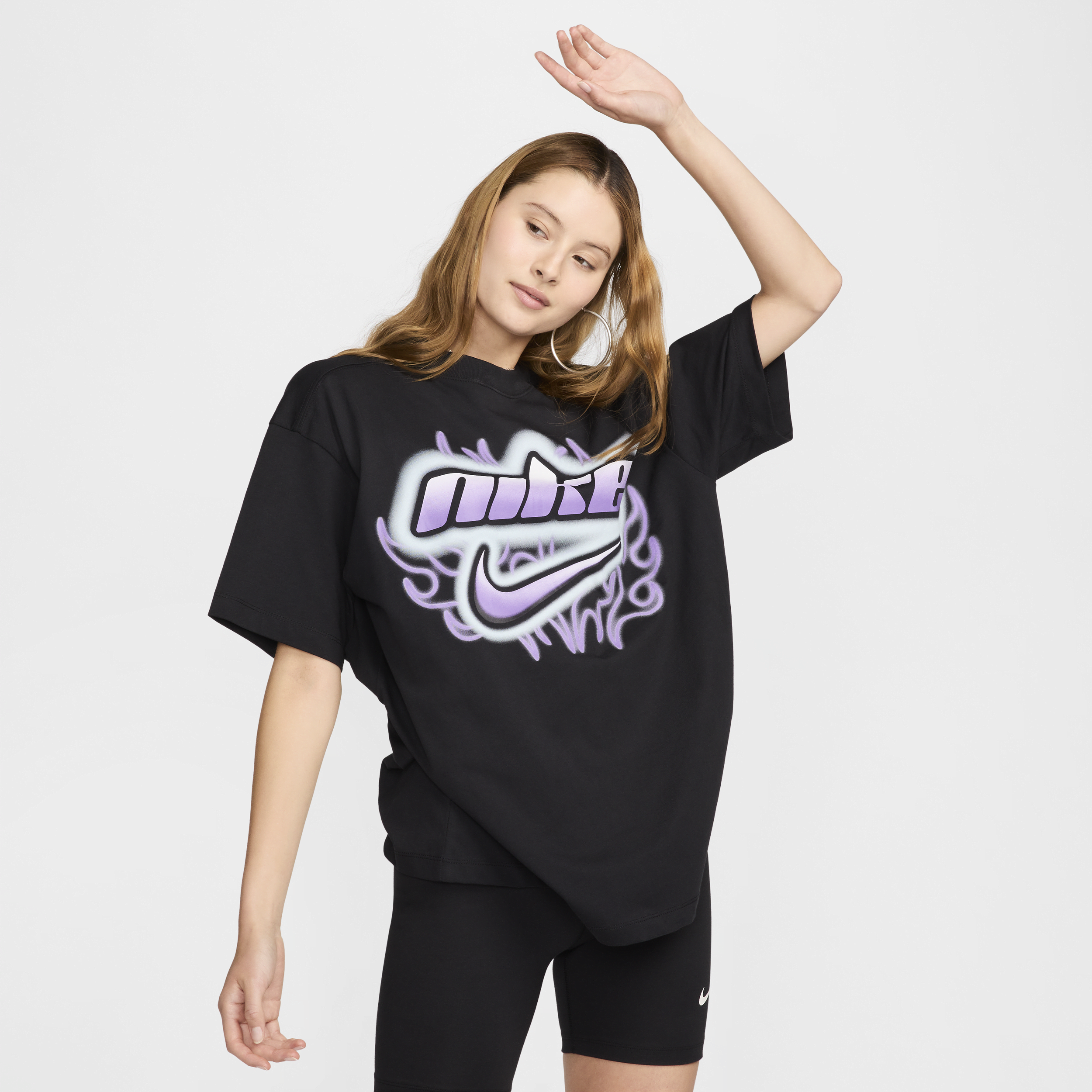 【ナイキ(NIKE)公式ストア】ナイキ スポーツウェア ウィメンズ オーバーサイズド ショートスリーブ Tシャツ FZ1147-010 ブラック 【ナイキ(NIKE)公式ストア】ナイキ スポーツウェア ウィメンズ オーバーサイズド ショートスリーブ Tシャツ FZ1147-010 ブラック