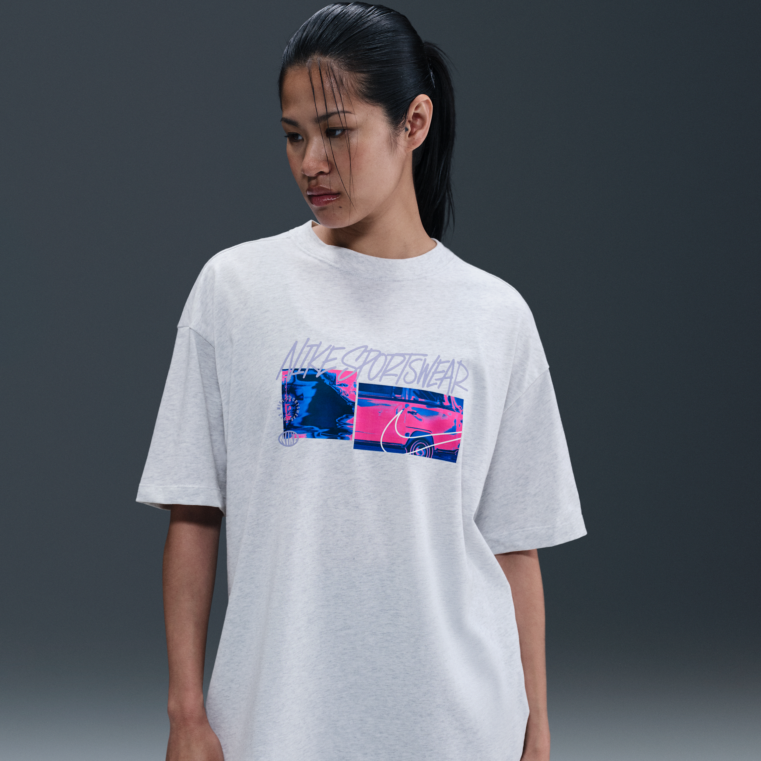 【ナイキ(NIKE)公式ストア】ナイキ スポーツウェア ウィメンズ オーバーサイズド Tシャツ IB7565-051 ブラウン 【ナイキ(NIKE)公式ストア】ナイキ スポーツウェア ウィメンズ オーバーサイズド Tシャツ IB7565-051 ブラウン