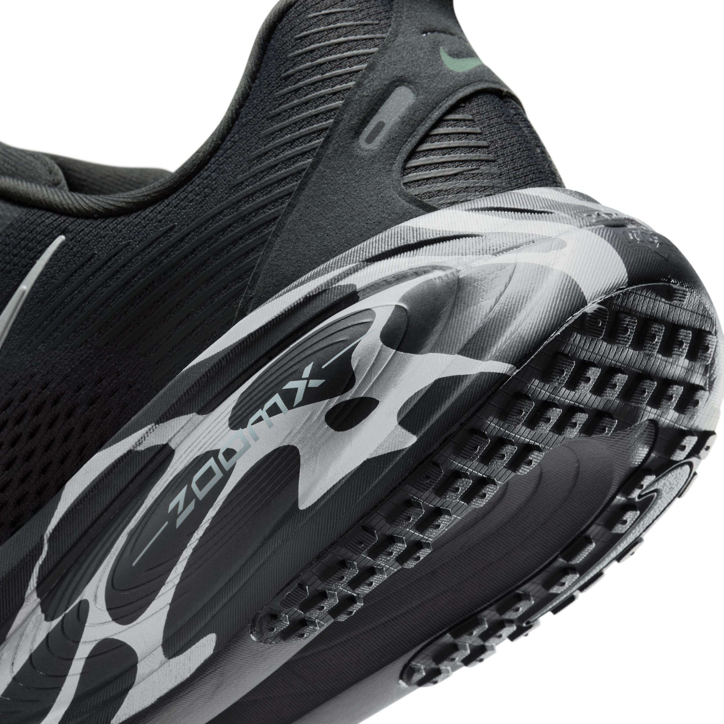 Nike Vomero 18 Men's Road Running Shoes product image