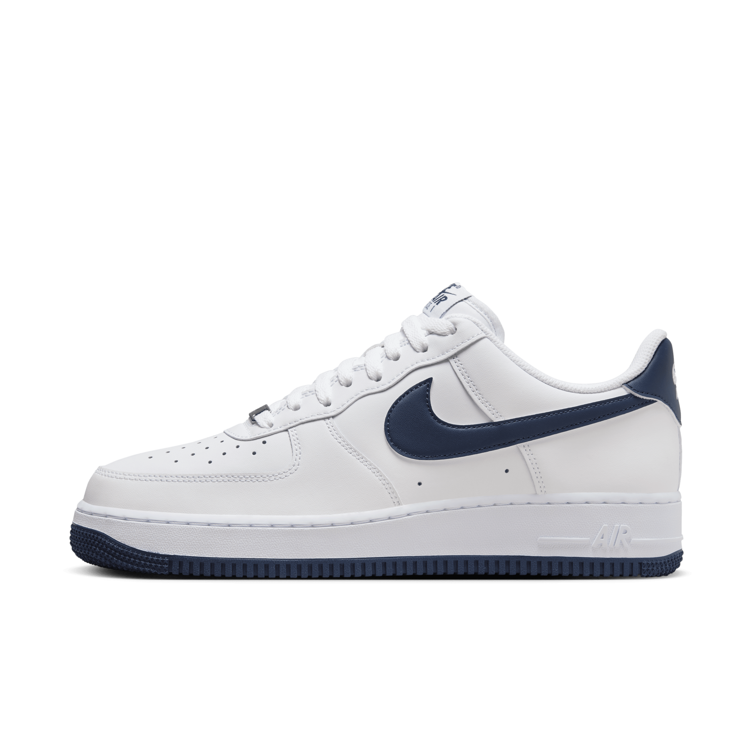 【ナイキ(NIKE)公式ストア】ナイキ エア フォース 1 '07 メンズシューズ FJ4146-104 ホワイト 【ナイキ(NIKE)公式ストア】ナイキ エア フォース 1 '07 メンズシューズ FJ4146-104 ホワイト