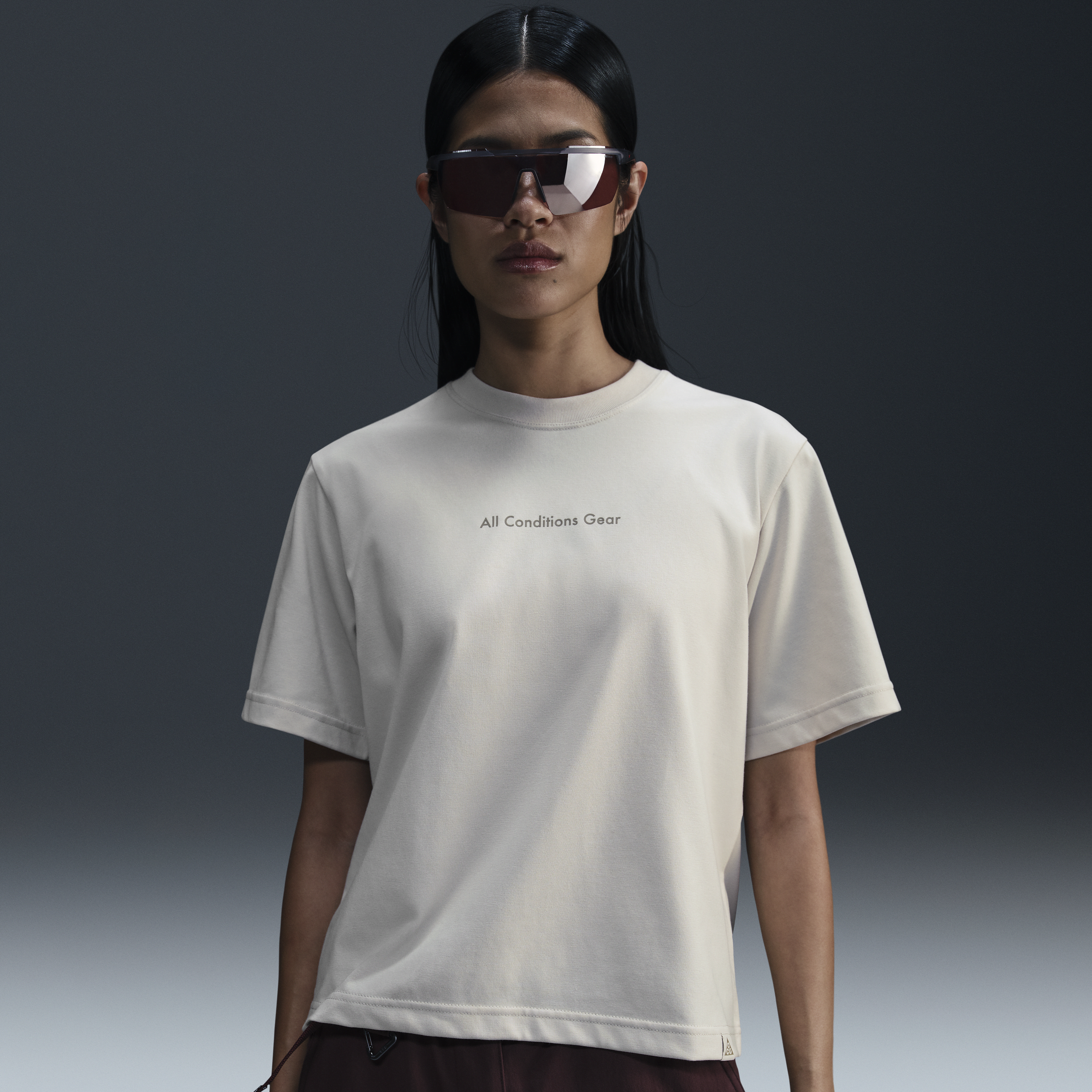 【ナイキ(NIKE)公式ストア】ナイキ ACG ウィメンズ Dri-FIT ルーズ ショートスリーブ Tシャツ HF3281-104 ブラウン 【ナイキ(NIKE)公式ストア】ナイキ ACG ウィメンズ Dri-FIT ルーズ ショートスリーブ Tシャツ HF3281-104 ブラウン