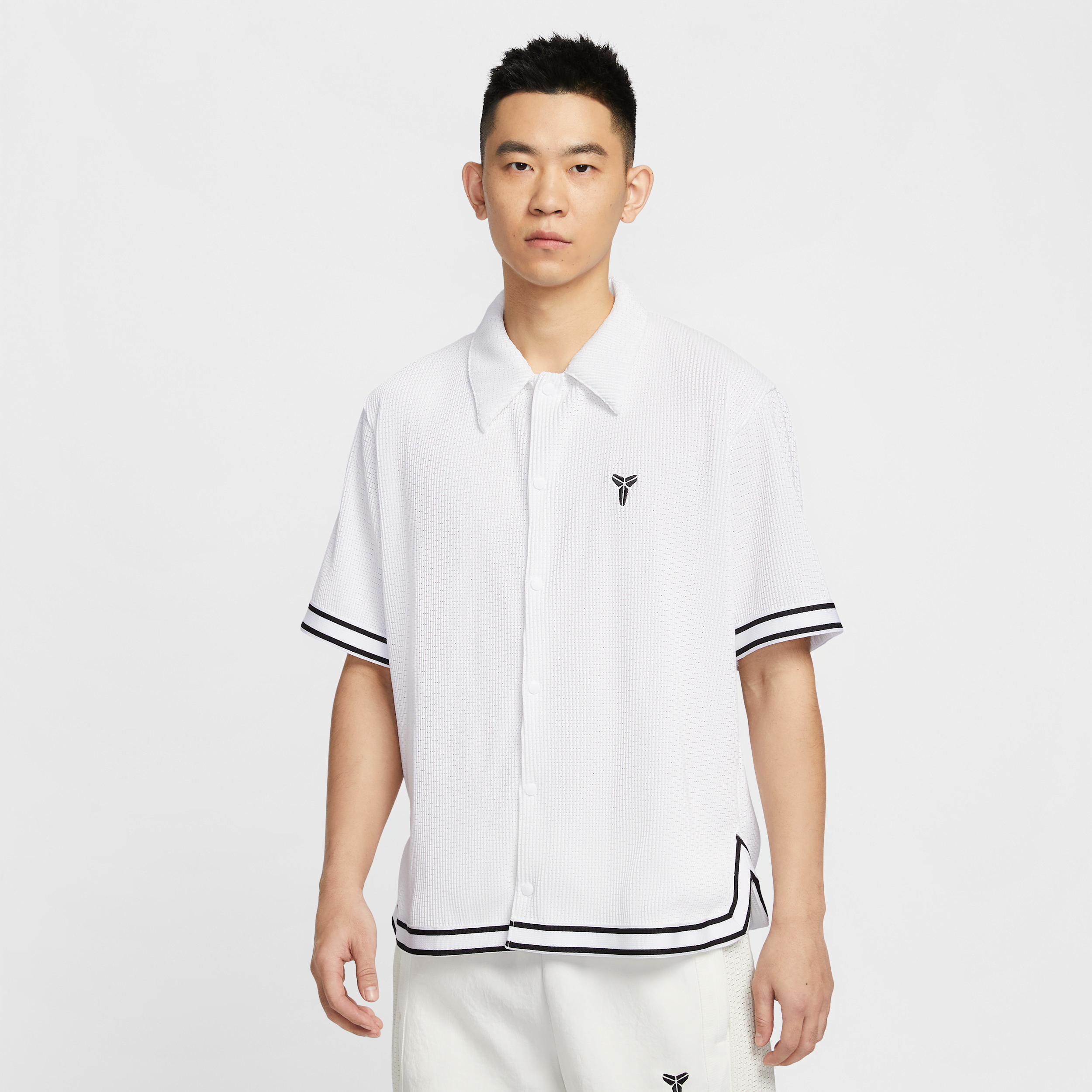 【ナイキ(NIKE)公式ストア】コービー メンズ プリーツ ショートスリーブ バスケットボールトップ IB0021-100 ホワイト 【ナイキ(NIKE)公式ストア】コービー メンズ プリーツ ショートスリーブ バスケットボールトップ IB0021-100 ホワイト
