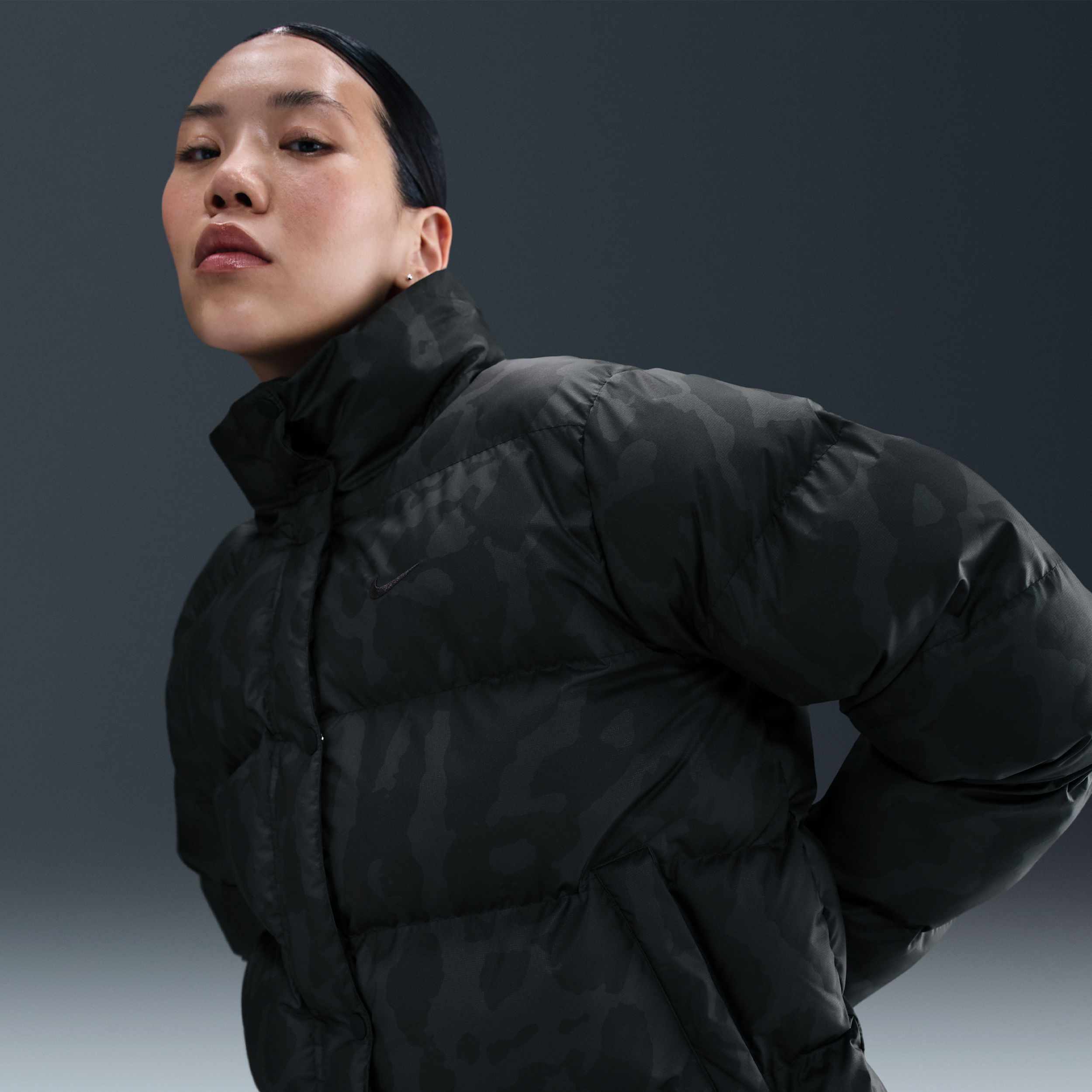 【ナイキ(NIKE)公式ストア】ナイキ スポーツウェア ウィメンズ Therma-FIT パファー HV5102-010 ブラック 【ナイキ(NIKE)公式ストア】ナイキ スポーツウェア ウィメンズ Therma-FIT パファー HV5102-010 ブラック