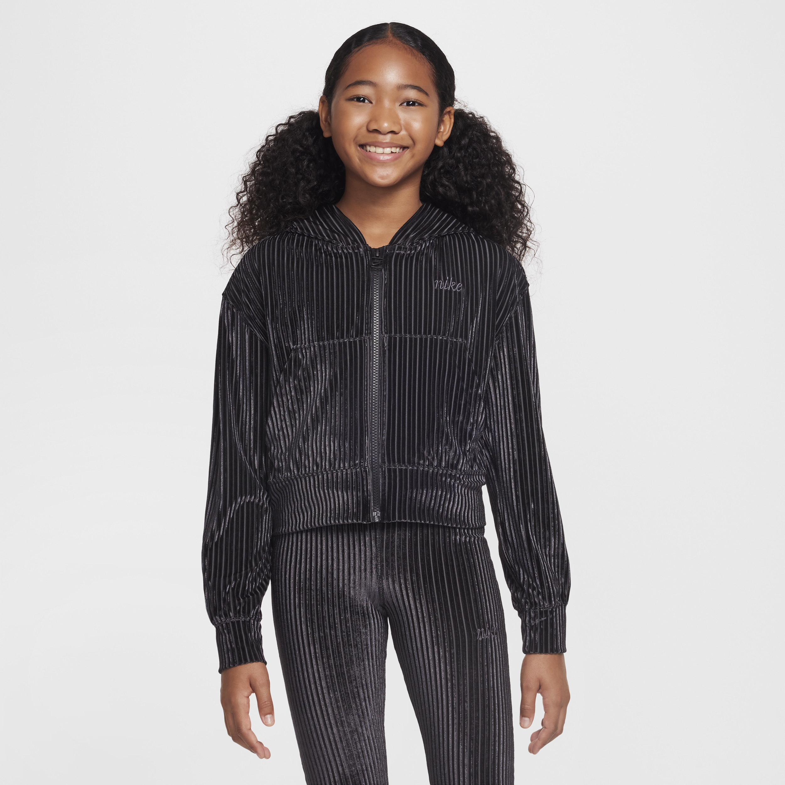 【ナイキ(NIKE)公式ストア】ナイキ スポーツウェア ジュニア (ガールズ) フルジップ リブパーカー HF4383-010 ブラック 【ナイキ(NIKE)公式ストア】ナイキ スポーツウェア ジュニア (ガールズ) フルジップ リブパーカー HF4383-010 ブラック