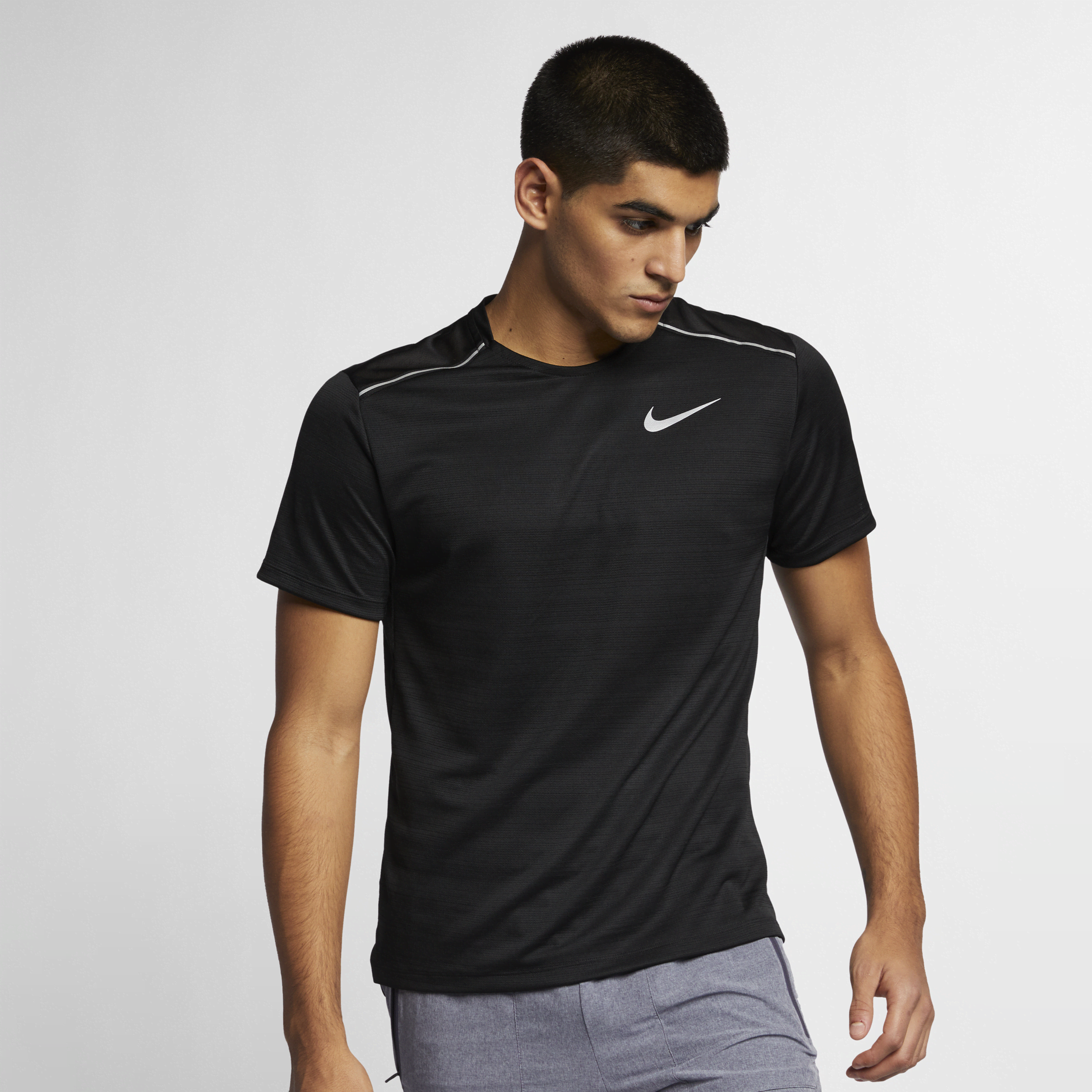 Nike Dri-FIT Miler Camiseta de running de manga corta - Hombre - Negro