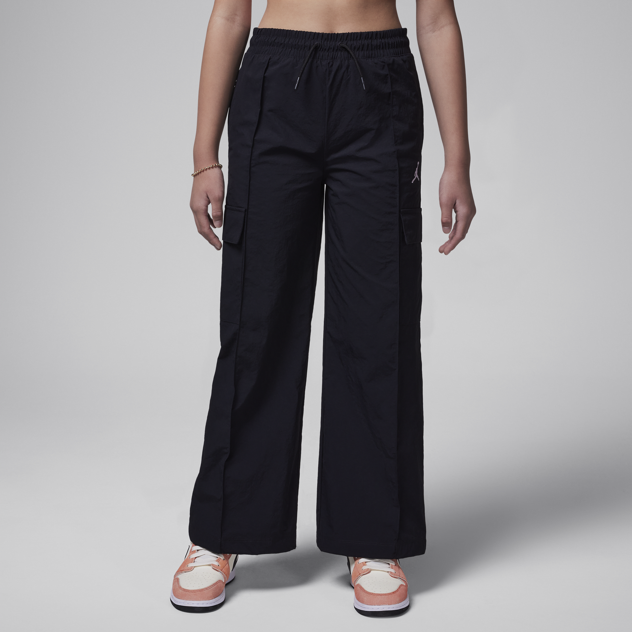 【ナイキ(NIKE)公式ストア】ジョーダン ジュニア ダブル カーゴ ウーブン パンツ HQ8148-010 ブラック 【ナイキ(NIKE)公式ストア】ジョーダン ジュニア ダブル カーゴ ウーブン パンツ HQ8148-010 ブラック