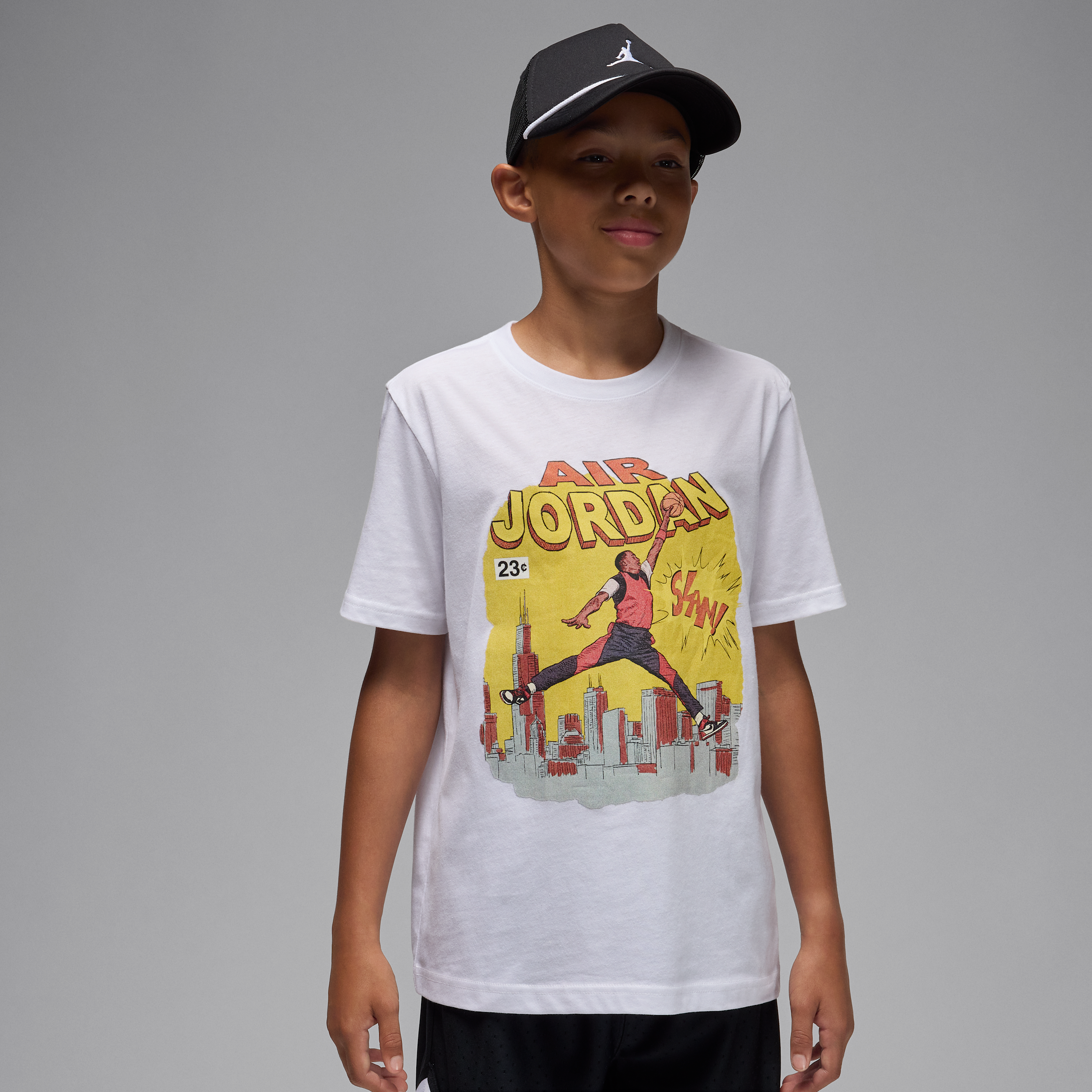 【ナイキ(NIKE)公式ストア】ジョーダン ジュニア コミック スラム Tシャツ IO2834-100 ホワイト 【ナイキ(NIKE)公式ストア】ジョーダン ジュニア コミック スラム Tシャツ IO2834-100 ホワイト