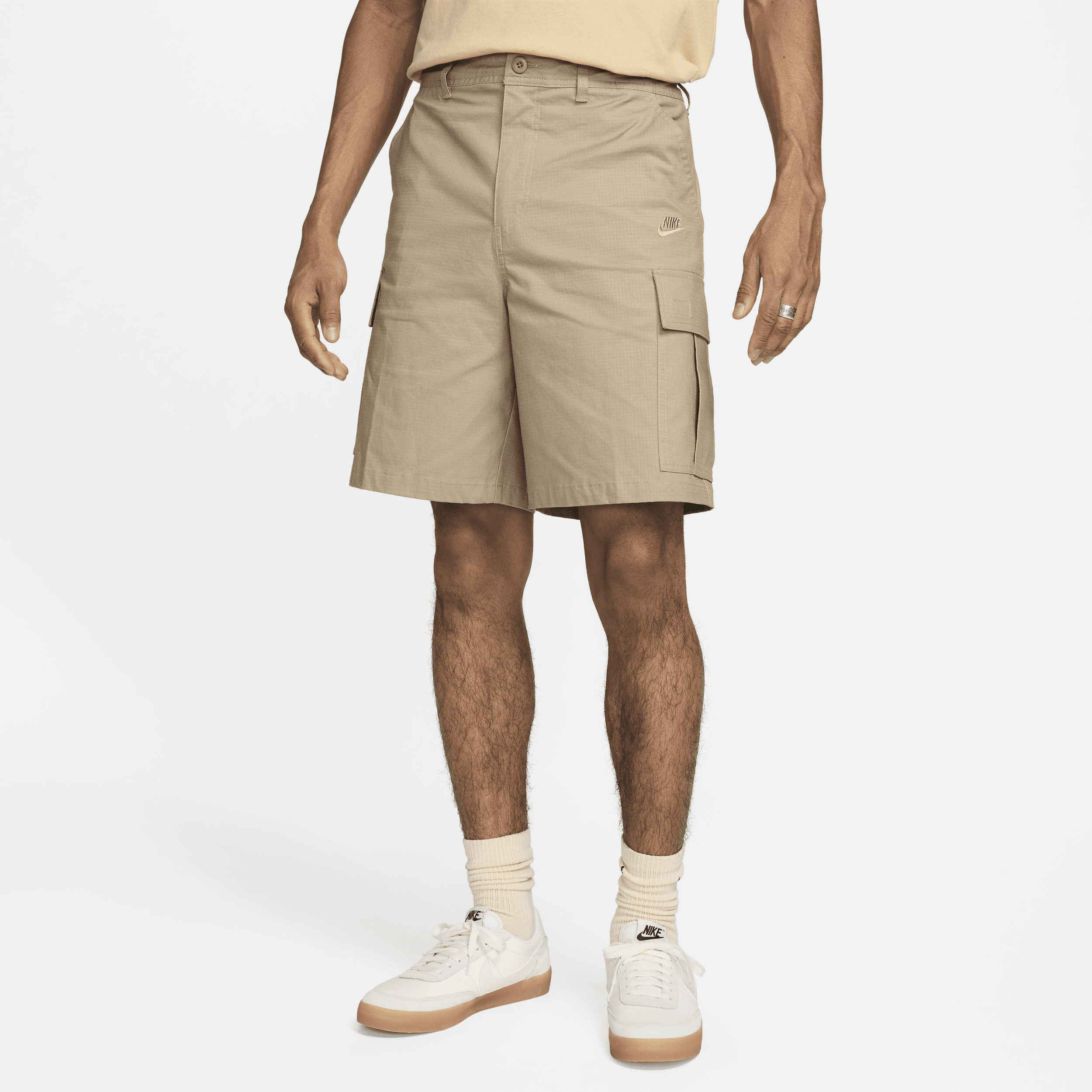 Shorts cargo in tessuto Nike Club – Uomo - Marrone