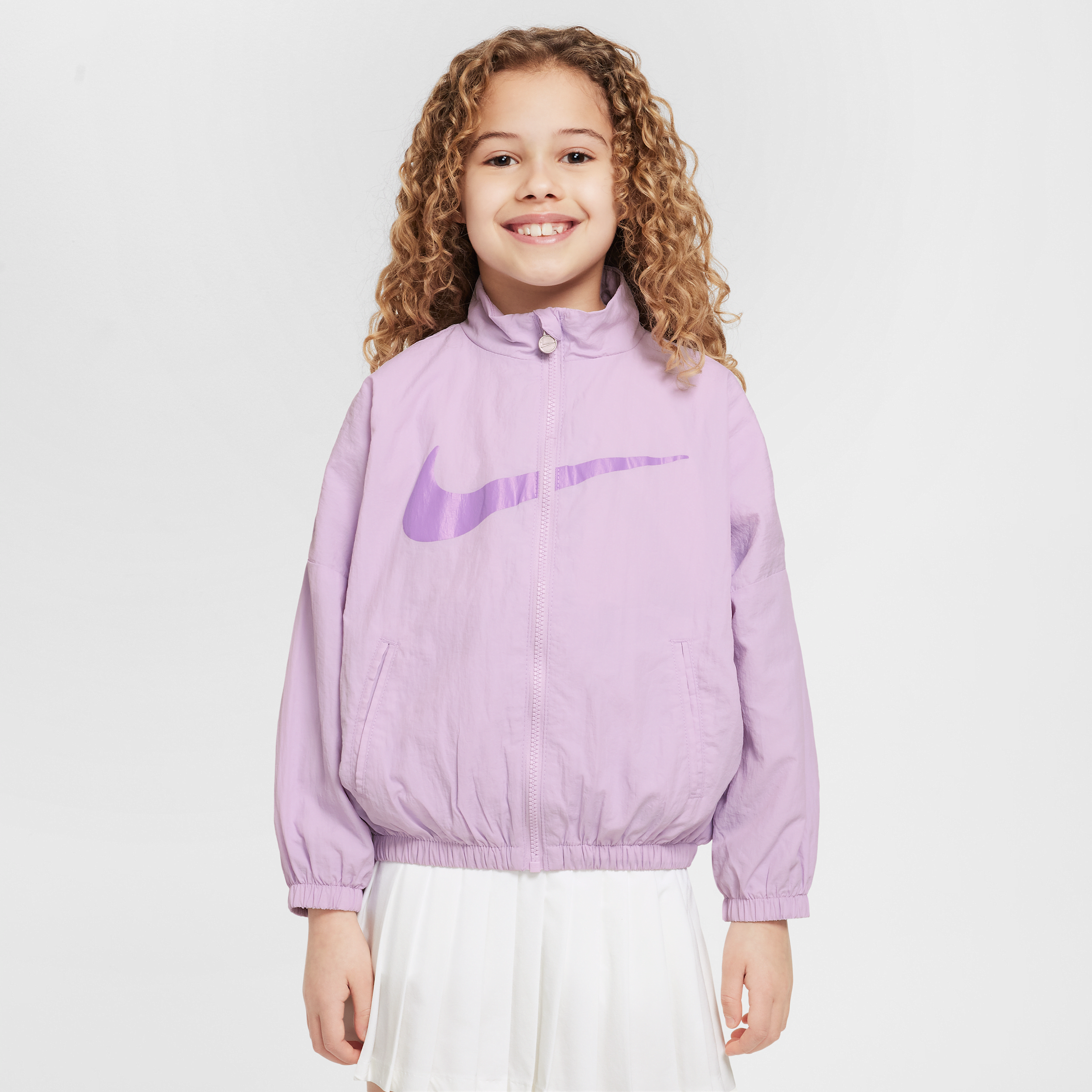【ナイキ(NIKE)公式ストア】ナイキ スウッシュ リトルキッズジャケット HF2290-500 パープル 【ナイキ(NIKE)公式ストア】ナイキ スウッシュ リトルキッズジャケット HF2290-500 パープル