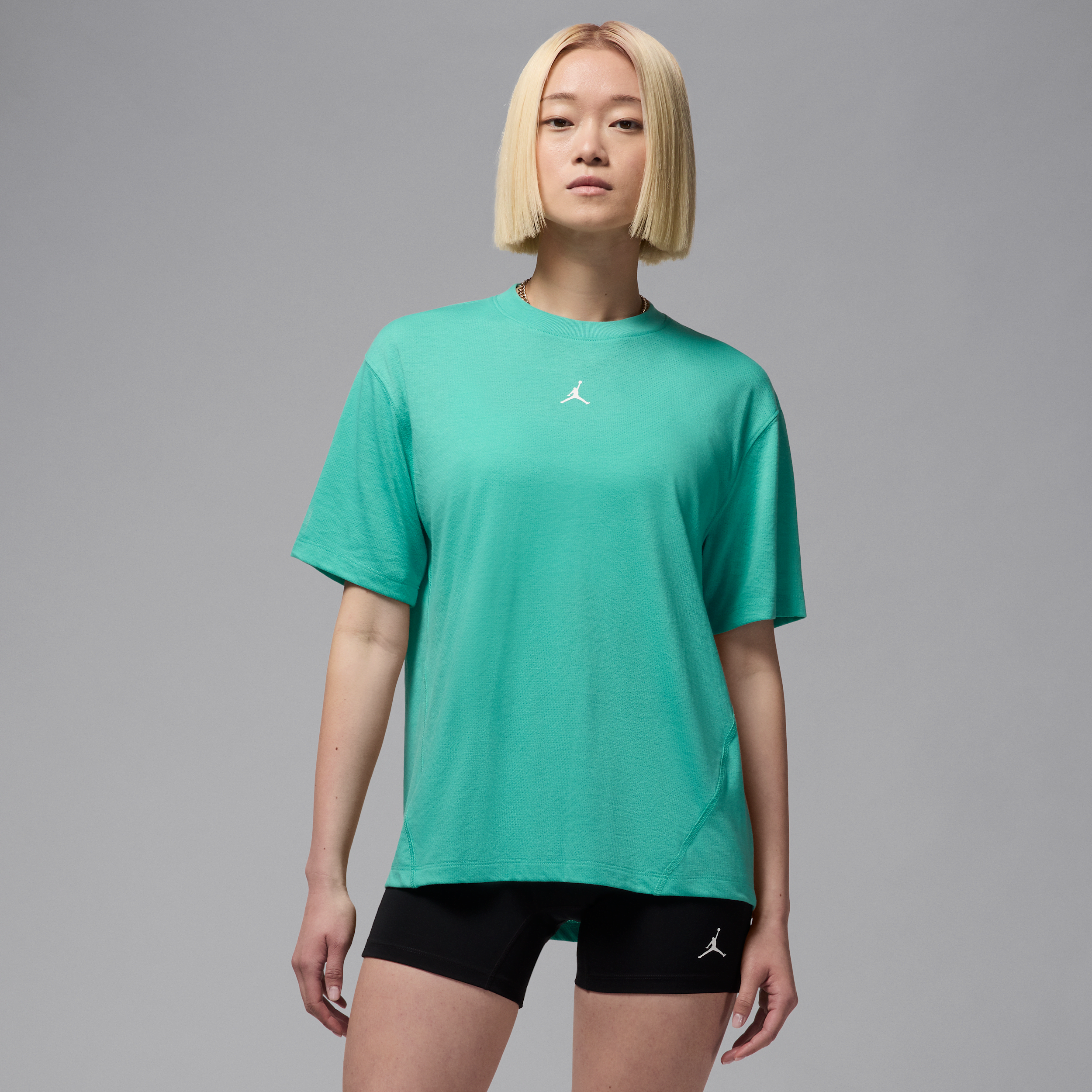 【ナイキ(NIKE)公式ストア】ジョーダン スポーツ ウィメンズ ダイアモンド ショートスリーブ トップ FN5117-392 グリーン 【ナイキ(NIKE)公式ストア】ジョーダン スポーツ ウィメンズ ダイアモンド ショートスリーブ トップ FN5117-392 グリーン