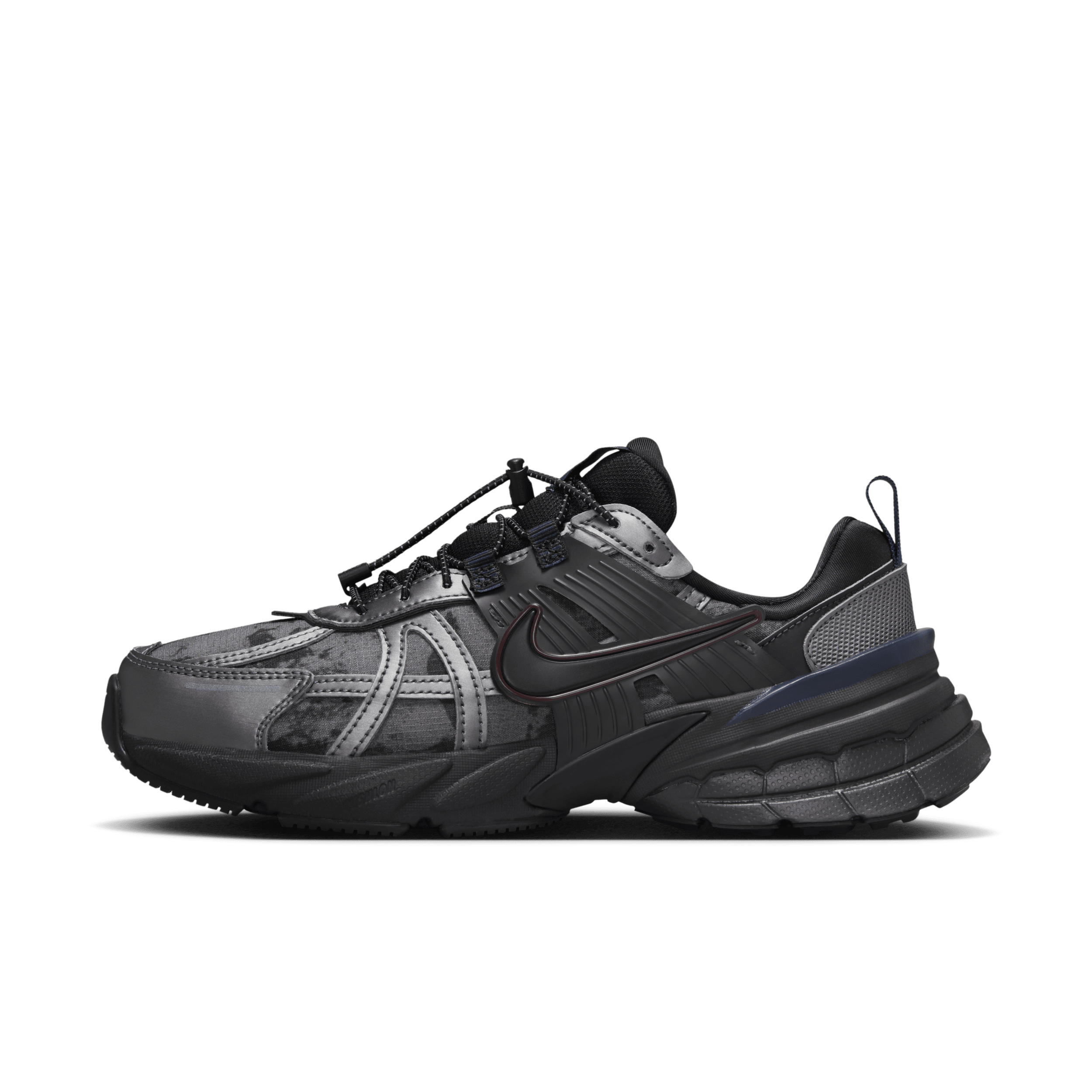 【ナイキ(NIKE)公式ストア】ナイキ V2K ラン シューズ HQ4053-001 グレー 【ナイキ(NIKE)公式ストア】ナイキ V2K ラン シューズ HQ4053-001 グレー