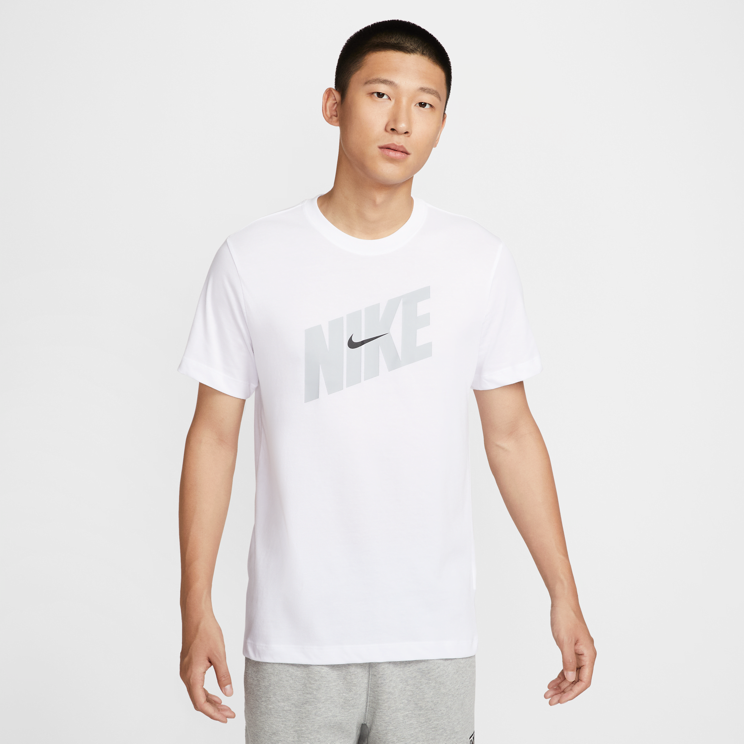 【ナイキ(NIKE)公式ストア】ナイキ メンズ Dri-FIT フィットネス Tシャツ FQ3874-100 ホワイト 【ナイキ(NIKE)公式ストア】ナイキ メンズ Dri-FIT フィットネス Tシャツ FQ3874-100 ホワイト