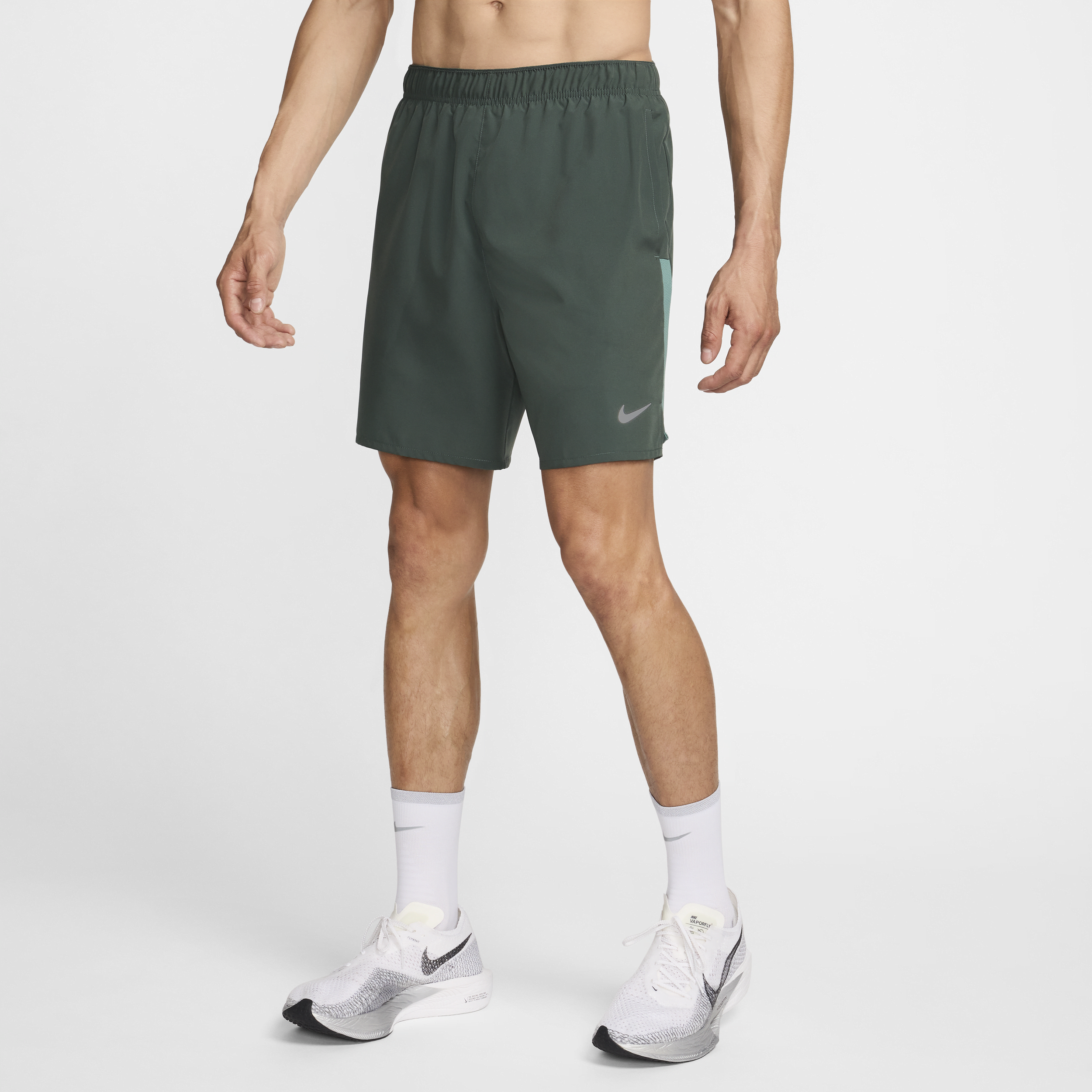 Nike Challenger Dri-FIT 7-løbeshorts (18 cm) med indershorts til mænd - grøn