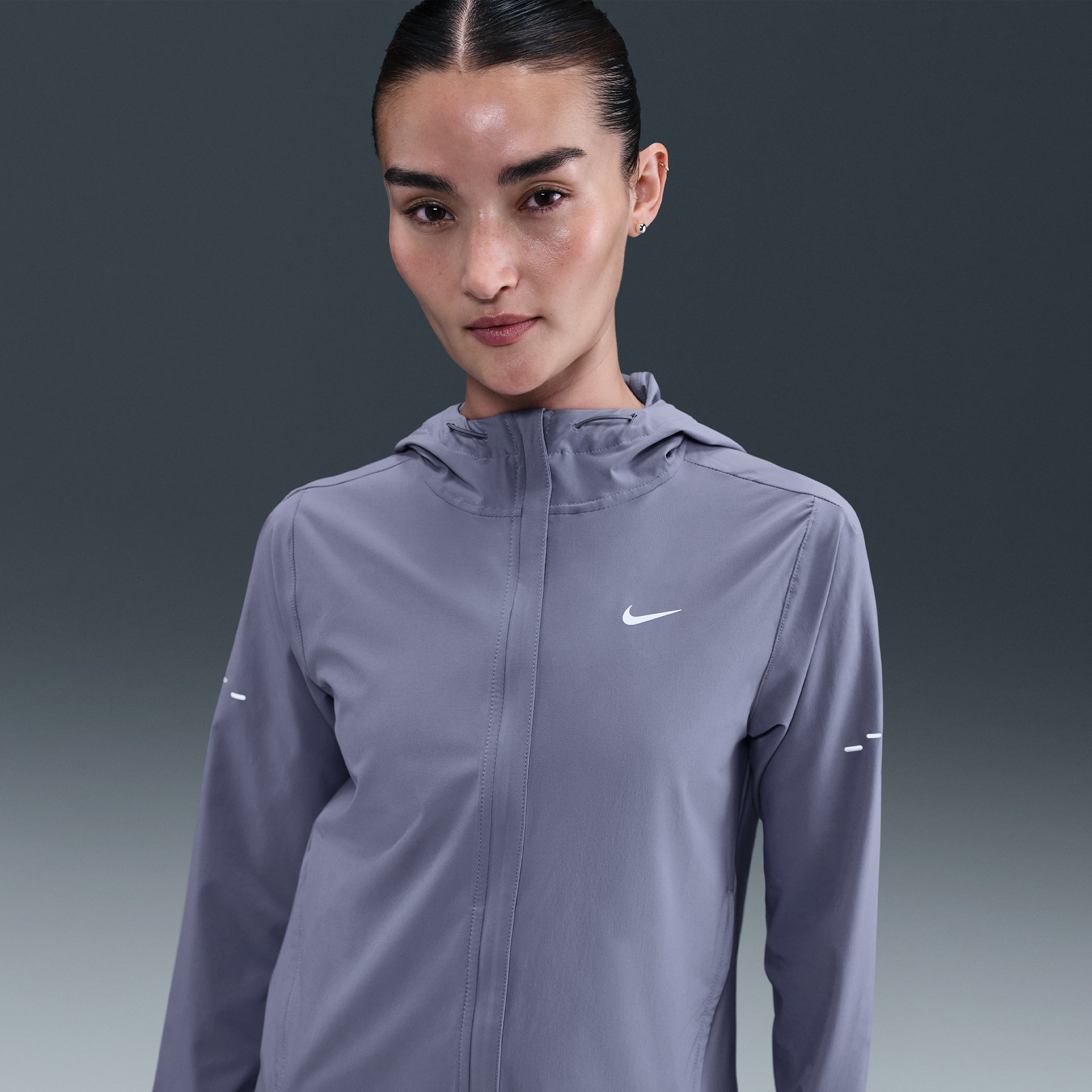 【ナイキ(NIKE)公式ストア】ナイキ スウィフト ウィメンズ レペル パッカブル ランニングジャケット HQ0651-499 ブルー 【ナイキ(NIKE)公式ストア】ナイキ スウィフト ウィメンズ レペル パッカブル ランニングジャケット HQ0651-499 ブルー
