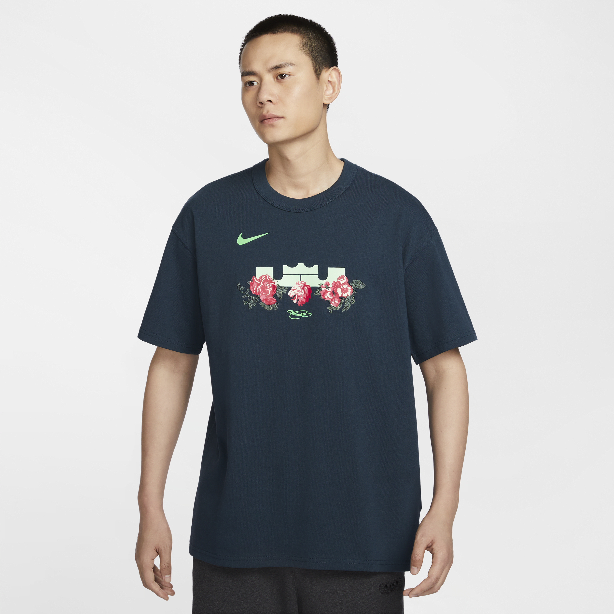【ナイキ(NIKE)公式ストア】レブロン メンズ マックス90 バスケットボール Tシャツ FZ8074-478 ブルー 【ナイキ(NIKE)公式ストア】レブロン メンズ マックス90 バスケットボール Tシャツ FZ8074-478 ブルー
