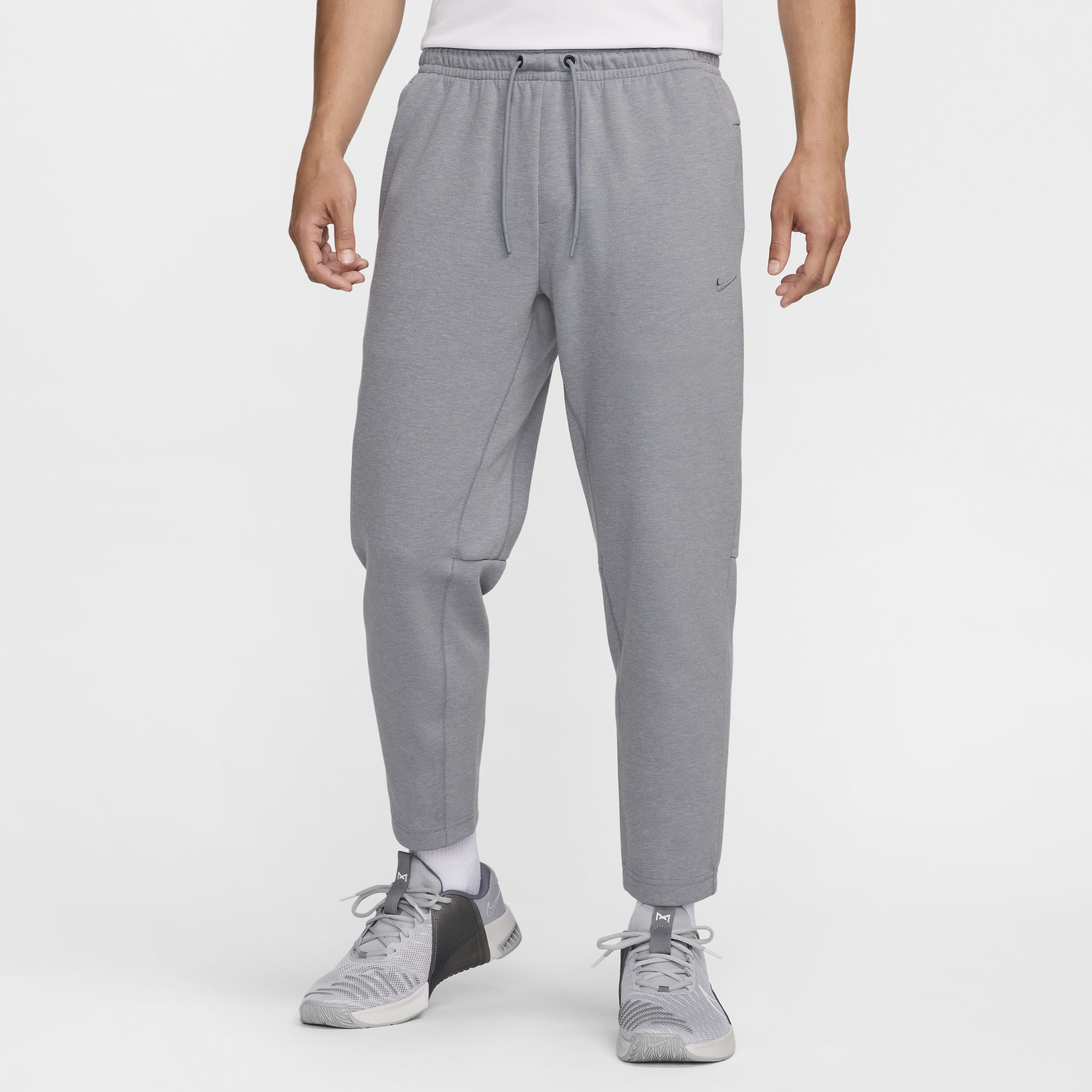 【ナイキ(NIKE)公式ストア】ナイキ プライマリー フリース メンズ Dri-FIT UV テーパード パフォーマンス パンツ FZ5851-065 グレー 【ナイキ(NIKE)公式ストア】ナイキ プライマリー フリース メンズ Dri-FIT UV テーパード パフォーマンス パンツ FZ5851-065 グレー