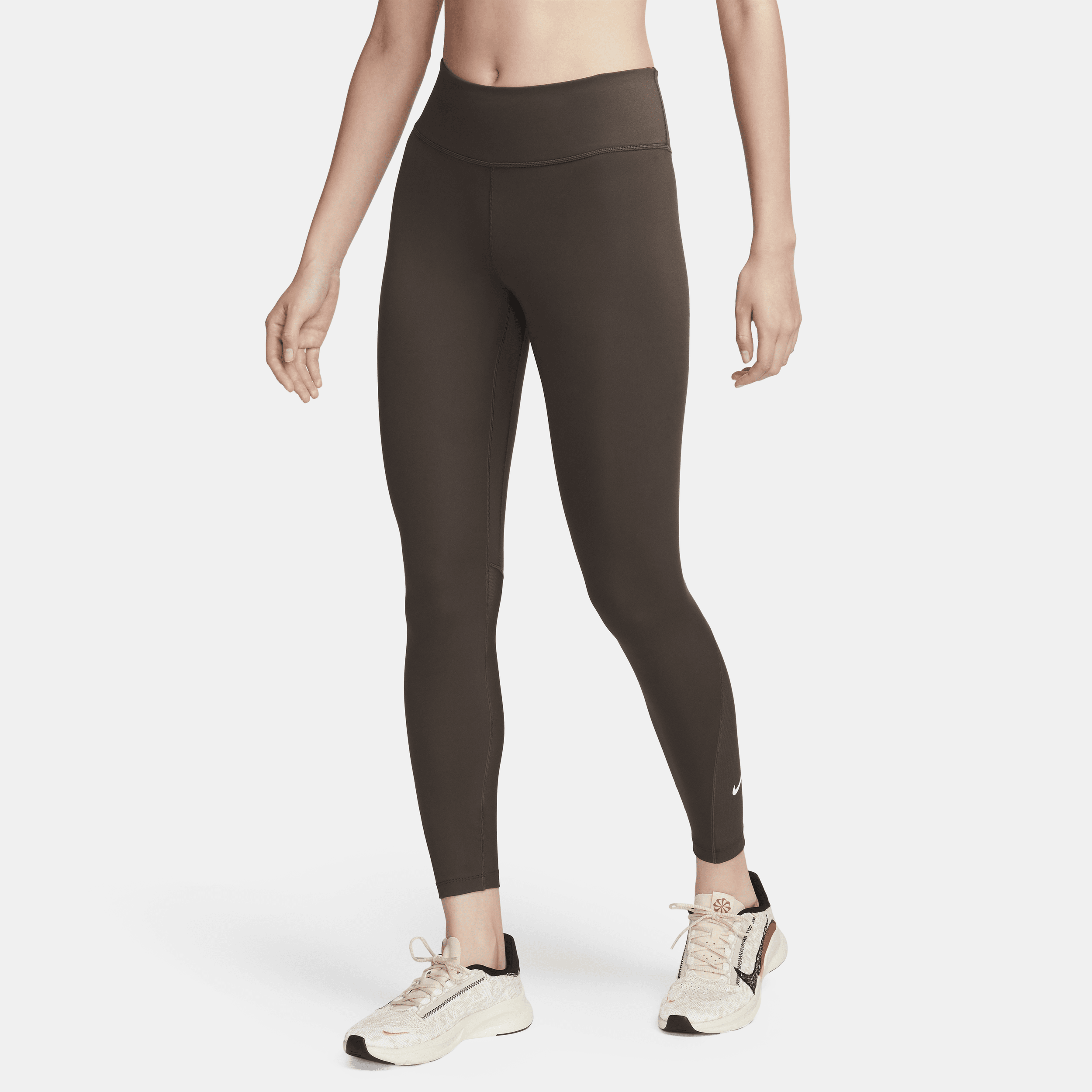 Nike One 7/8-legging met halfhoge taille en mesh vlakken voor dames - Bruin