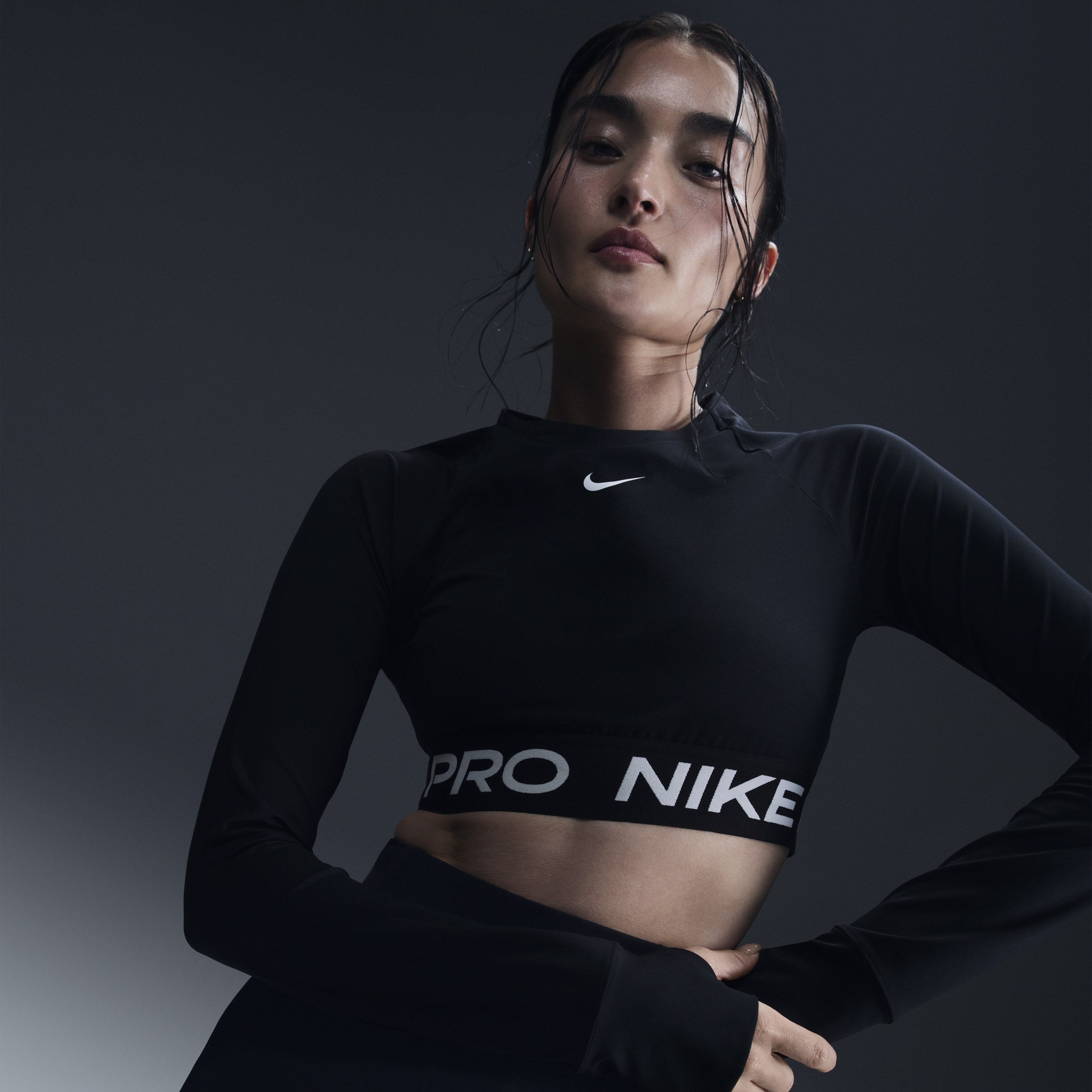 【ナイキ(NIKE)公式ストア】ナイキ プロ 365 ウィメンズ Dri-FIT クロップド ロングスリーブ トップ FV5485-010 ブラック 【ナイキ(NIKE)公式ストア】ナイキ プロ 365 ウィメンズ Dri-FIT クロップド ロングスリーブ トップ FV5485-010 ブラック