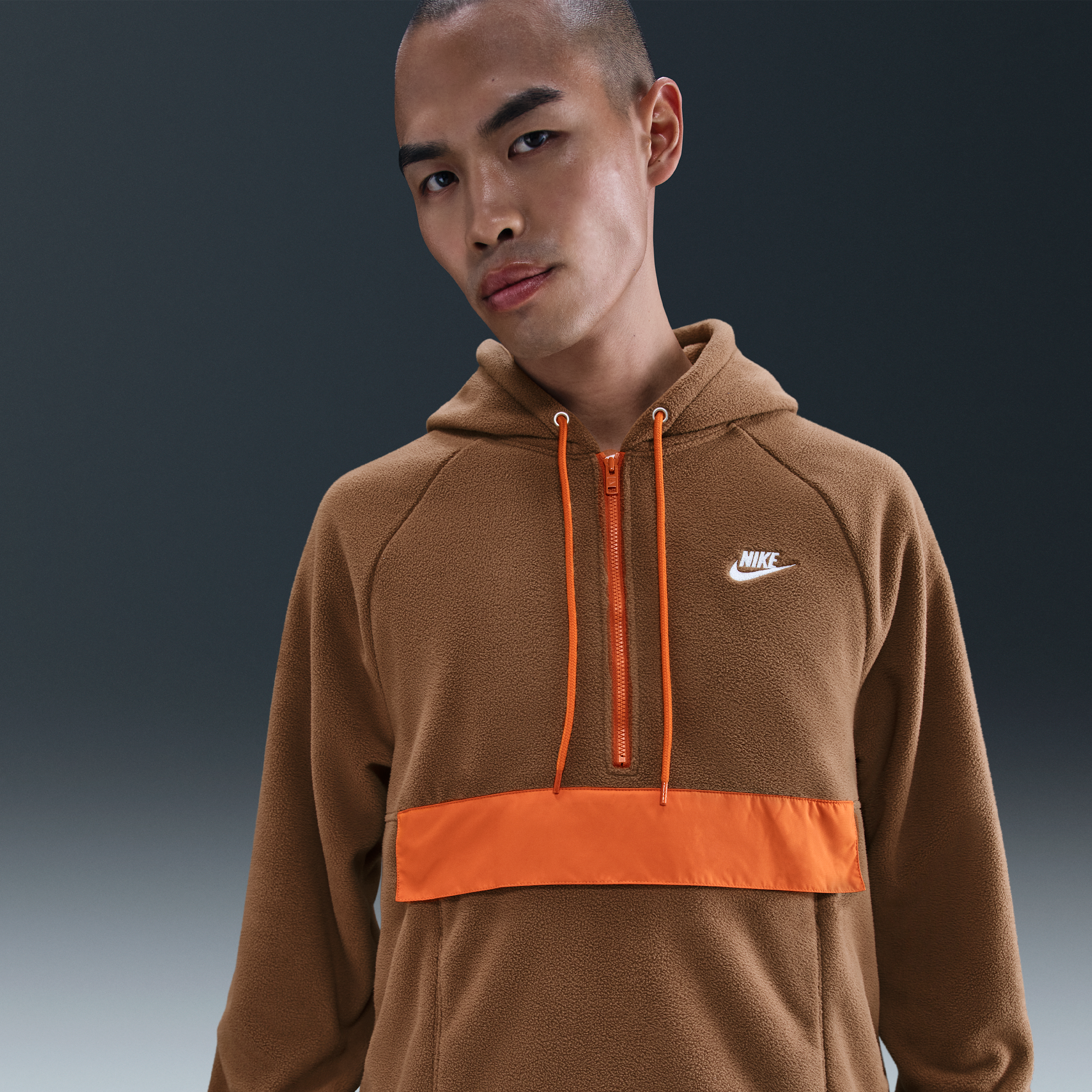 【ナイキ(NIKE)公式ストア】ナイキ スポーツウェア クラブ メンズ ウィンタライズド トップス HV1440-235 ブラウン 【ナイキ(NIKE)公式ストア】ナイキ スポーツウェア クラブ メンズ ウィンタライズド トップス HV1440-235 ブラウン