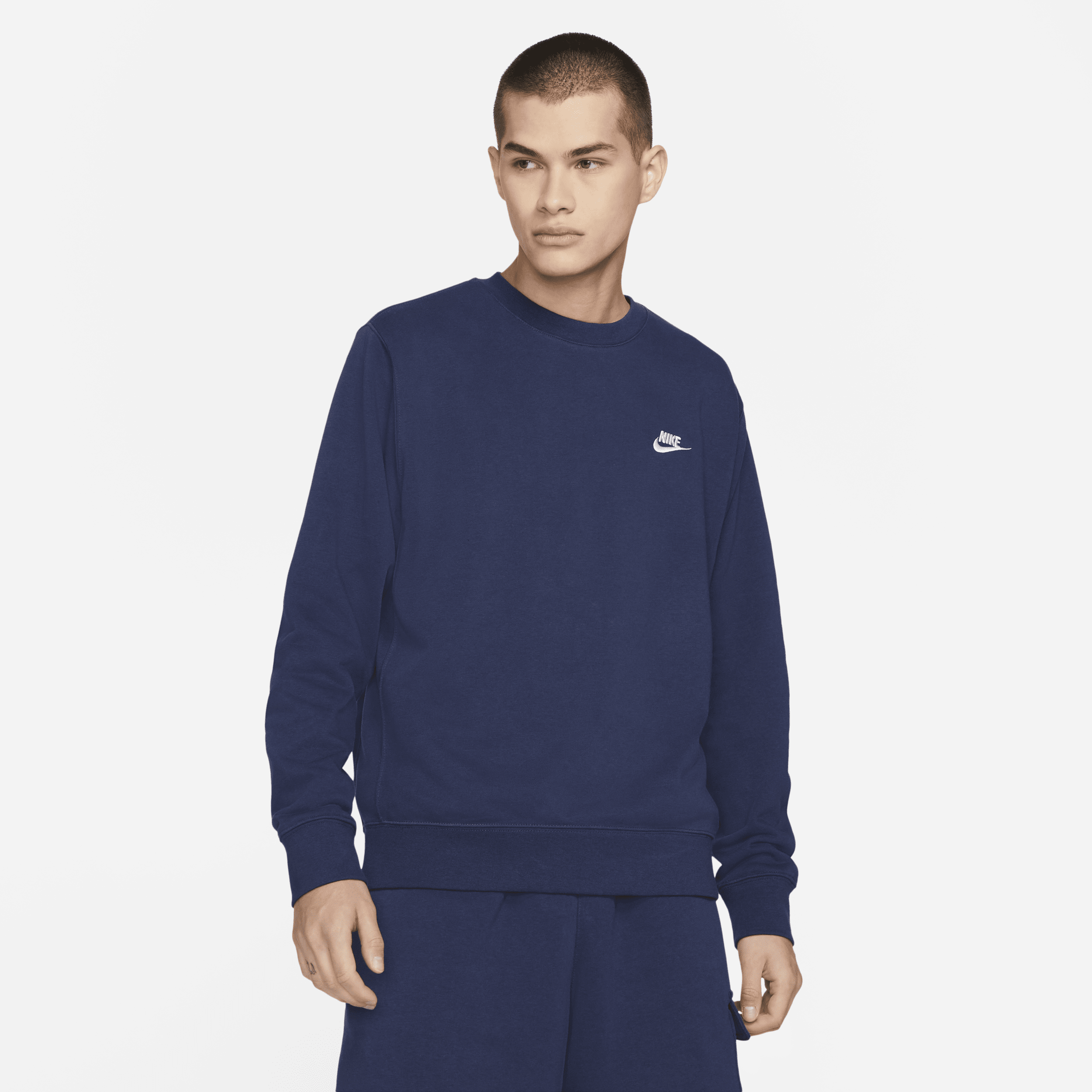 Nike Sportswear Club Herenshirt van sweatstof met ronde hals - Blauw