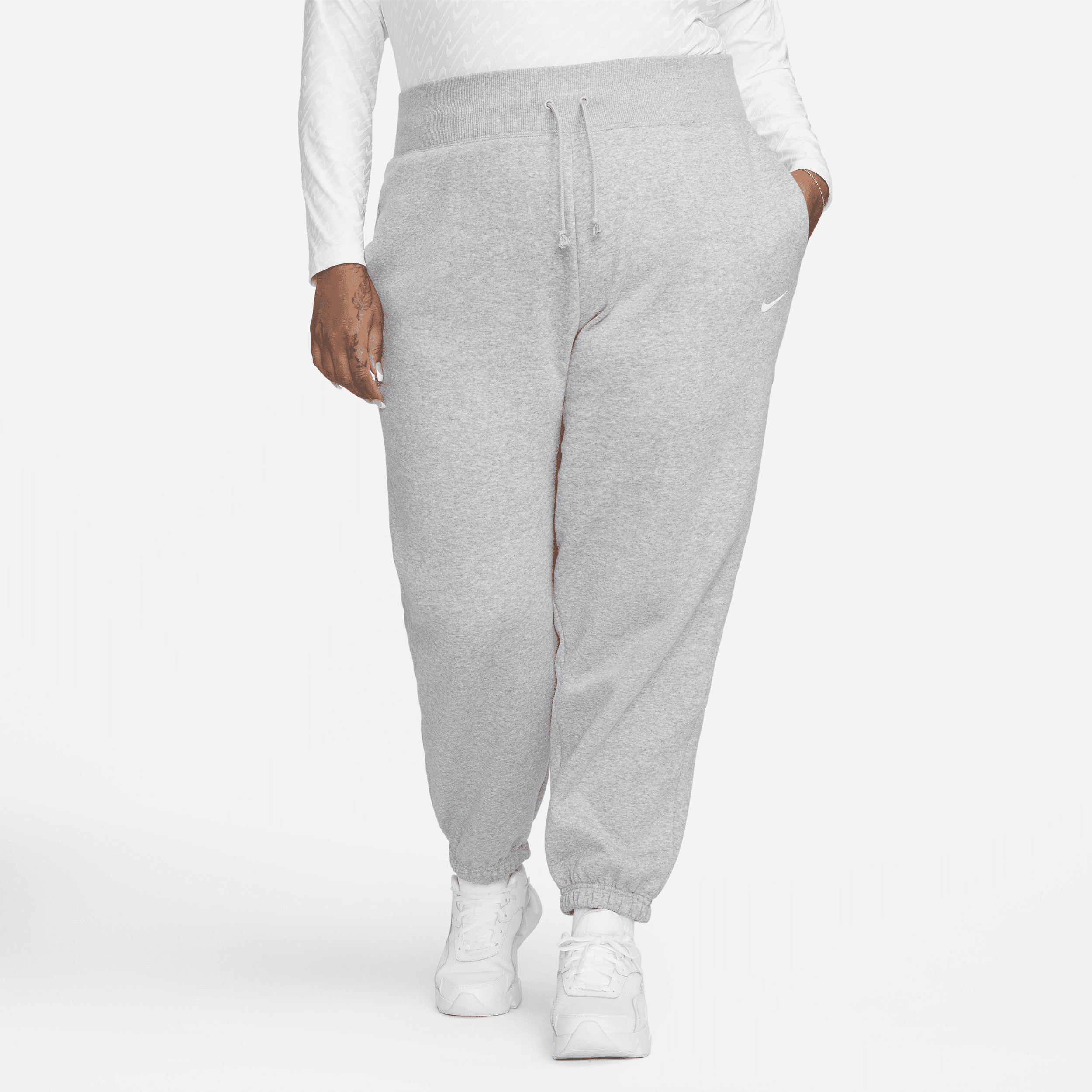 Overdimensionerede Nike Sportswear Phoenix Fleece-sweatpants med høj talje til kvinder (plus size) - grå