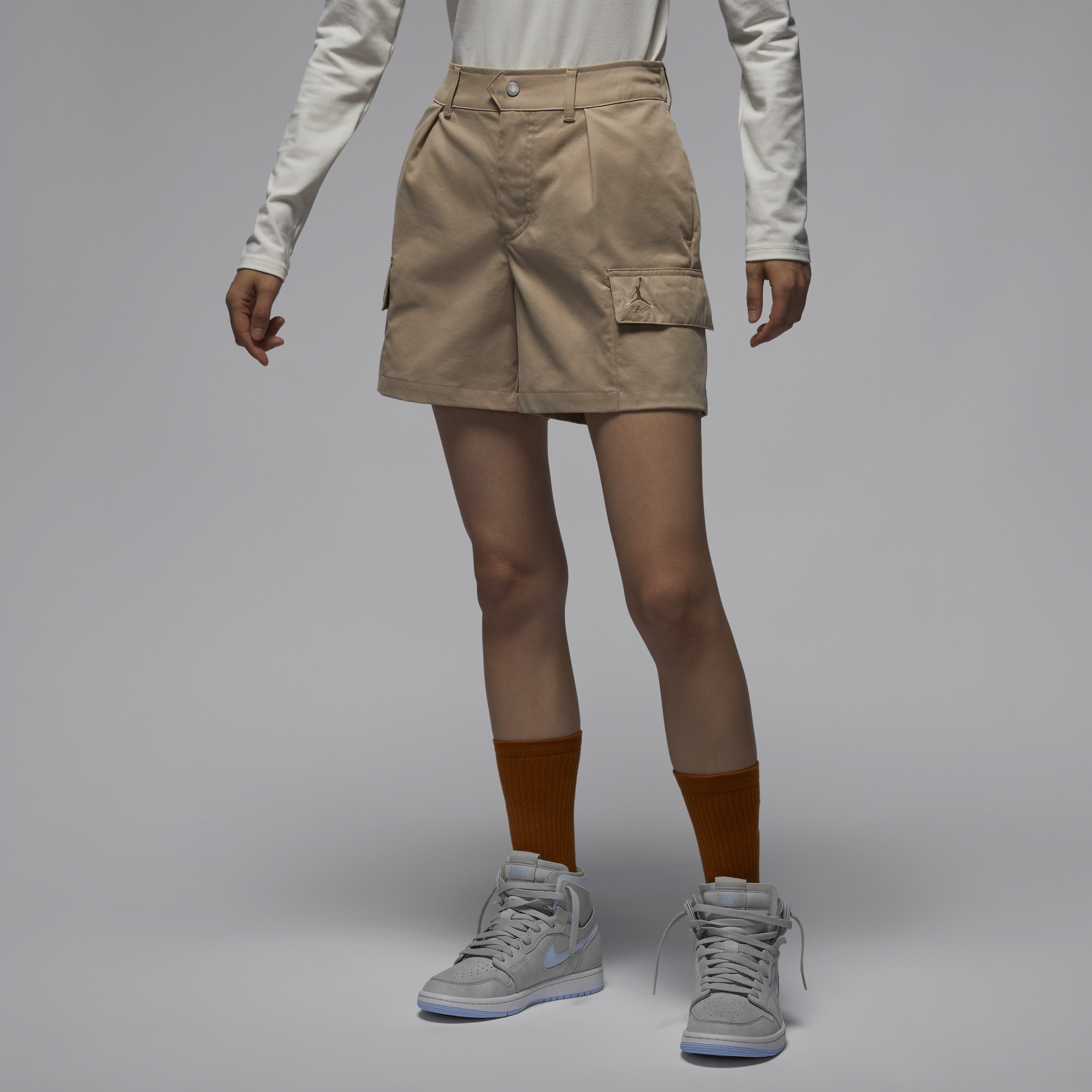 【ナイキ(NIKE)公式ストア】ジョーダン シカゴ ウィメンズショートパンツ FN5682-244 ブラウン 【ナイキ(NIKE)公式ストア】ジョーダン シカゴ ウィメンズショートパンツ FN5682-244 ブラウン