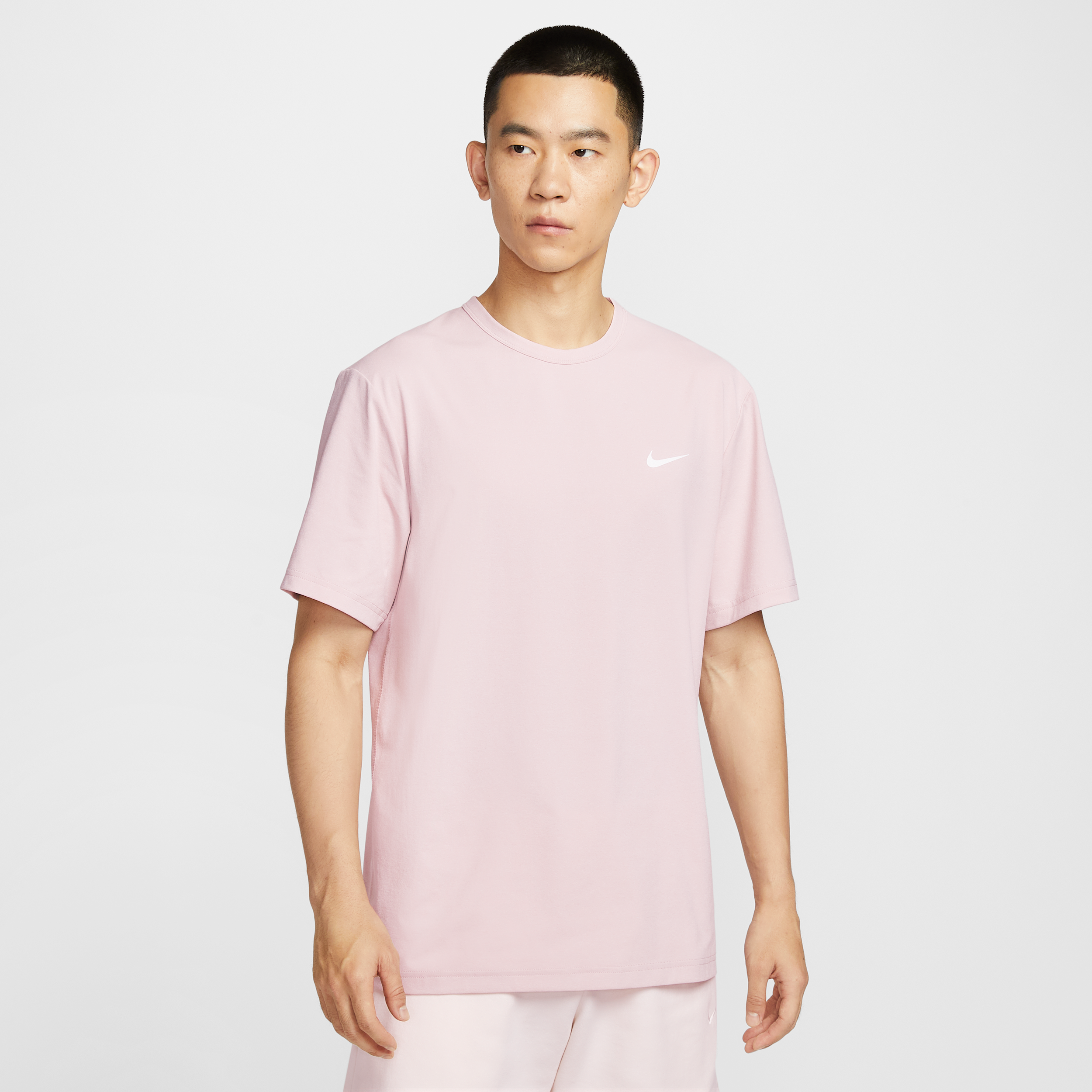 【ナイキ(NIKE)公式ストア】ナイキ Dri-FIT UV ハイバース メンズ ショートスリーブ フィットネストップ DV9840-667 ピンク 【ナイキ(NIKE)公式ストア】ナイキ Dri-FIT UV ハイバース メンズ ショートスリーブ フィットネストップ DV9840-667 ピンク