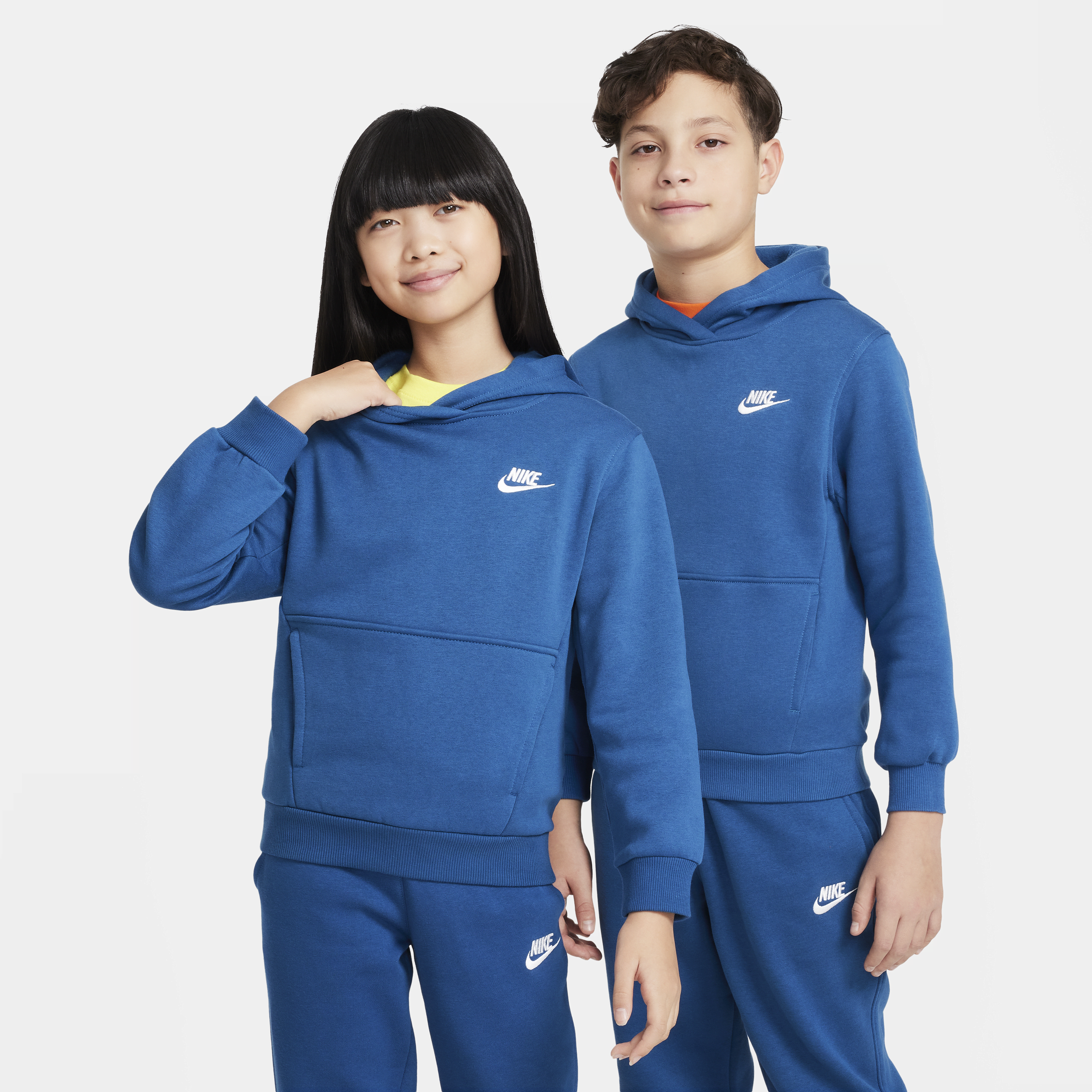 Nike Sportswear Club Fleece-pullover-hættetrøje til større børn - blå