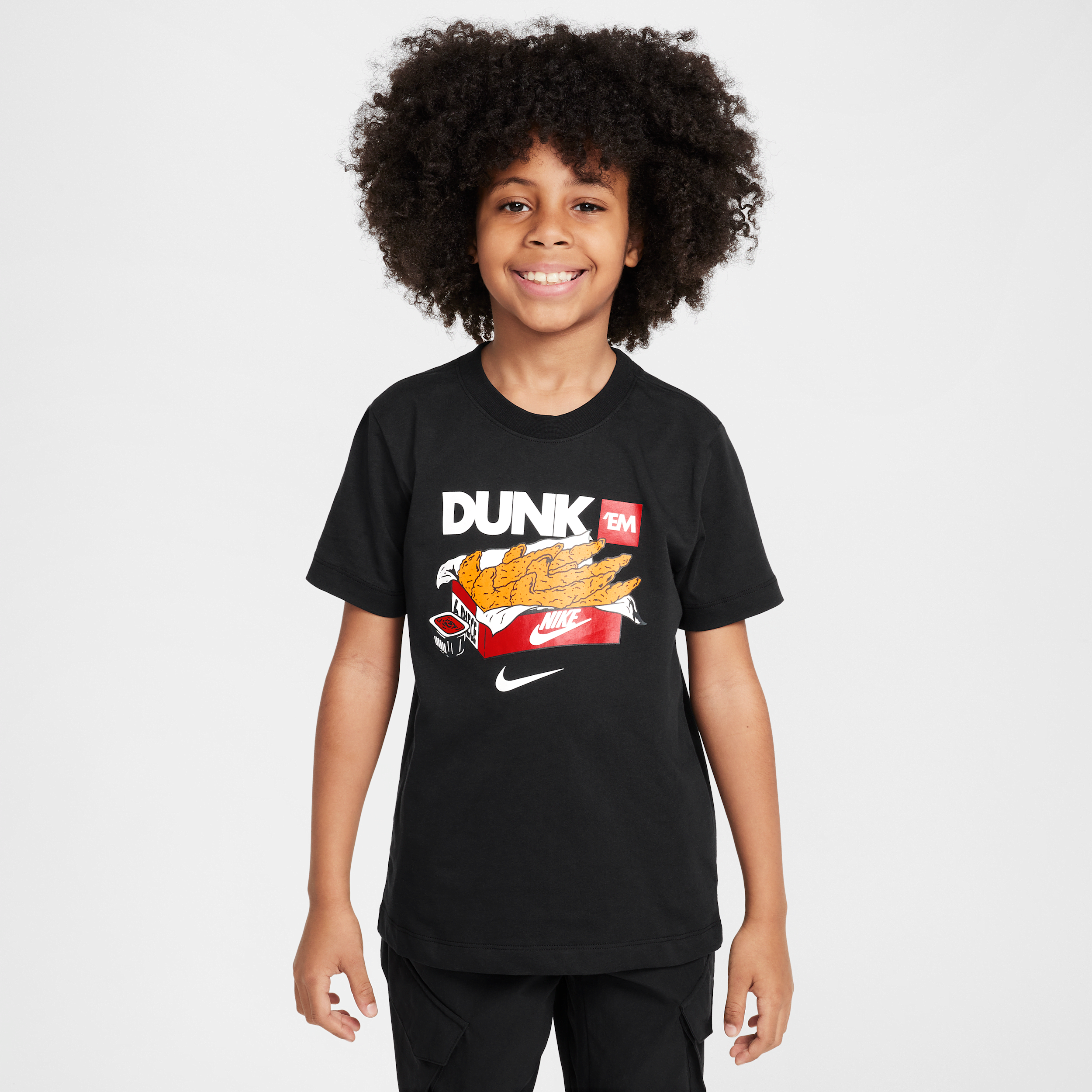 【ナイキ(NIKE)公式ストア】ナイキ スポーツウェア ジュニア Tシャツ HQ3235-010 ブラック 【ナイキ(NIKE)公式ストア】ナイキ スポーツウェア ジュニア Tシャツ HQ3235-010 ブラック
