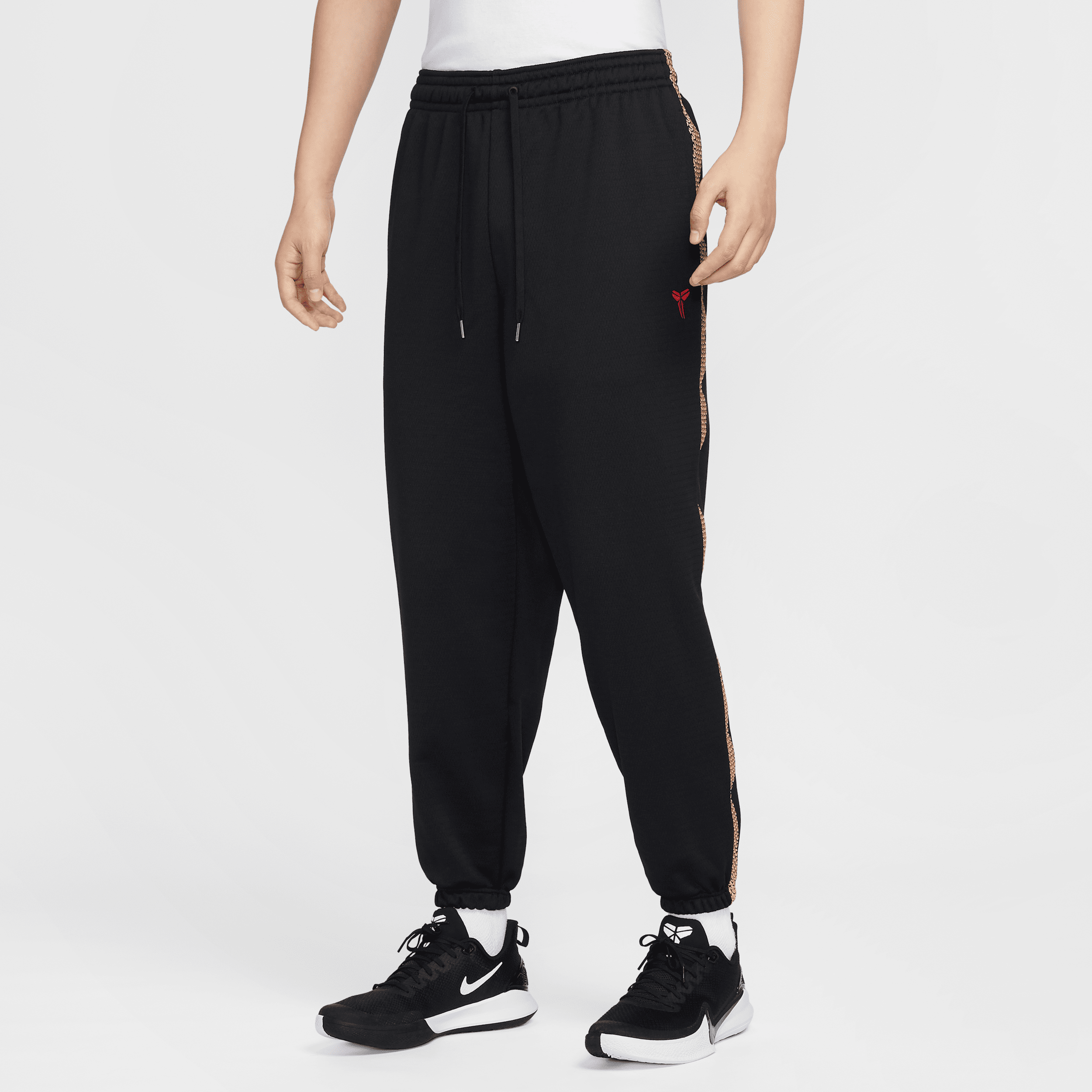 【ナイキ(NIKE)公式ストア】コービー Therma-FIT バスケットボールパンツ HQ4700-010 ブラック 【ナイキ(NIKE)公式ストア】コービー Therma-FIT バスケットボールパンツ HQ4700-010 ブラック