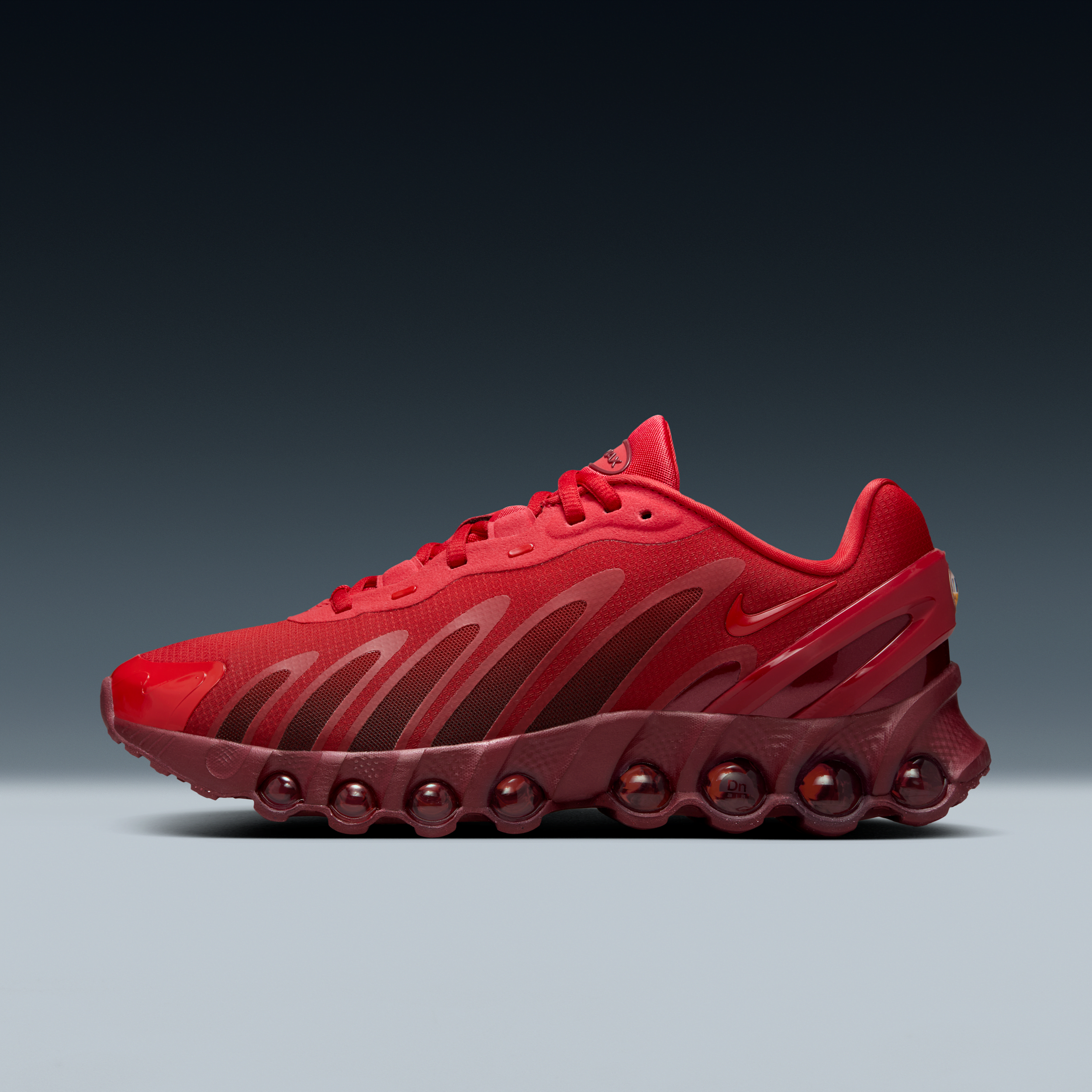 【ナイキ(NIKE)公式ストア】ナイキ エア マックス Dn8 ウィメンズシューズ HF5509-600 レッド 【ナイキ(NIKE)公式ストア】ナイキ エア マックス Dn8 ウィメンズシューズ HF5509-600 レッド