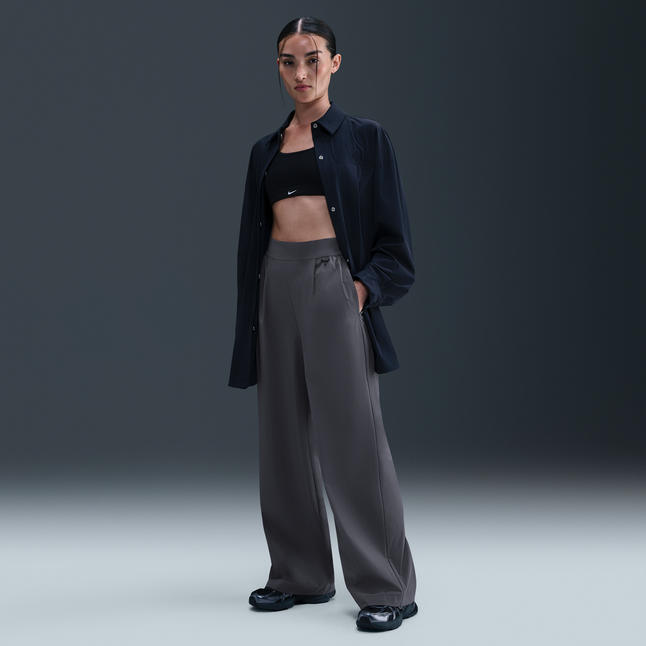 【ナイキ（NIKE）公式ストア】ナイキ 24.7 PerfectStretch ウィメンズ Dri-FIT ハイウエスト ルーズ ワイドレッグ パンツ HQ0236-036 グレー