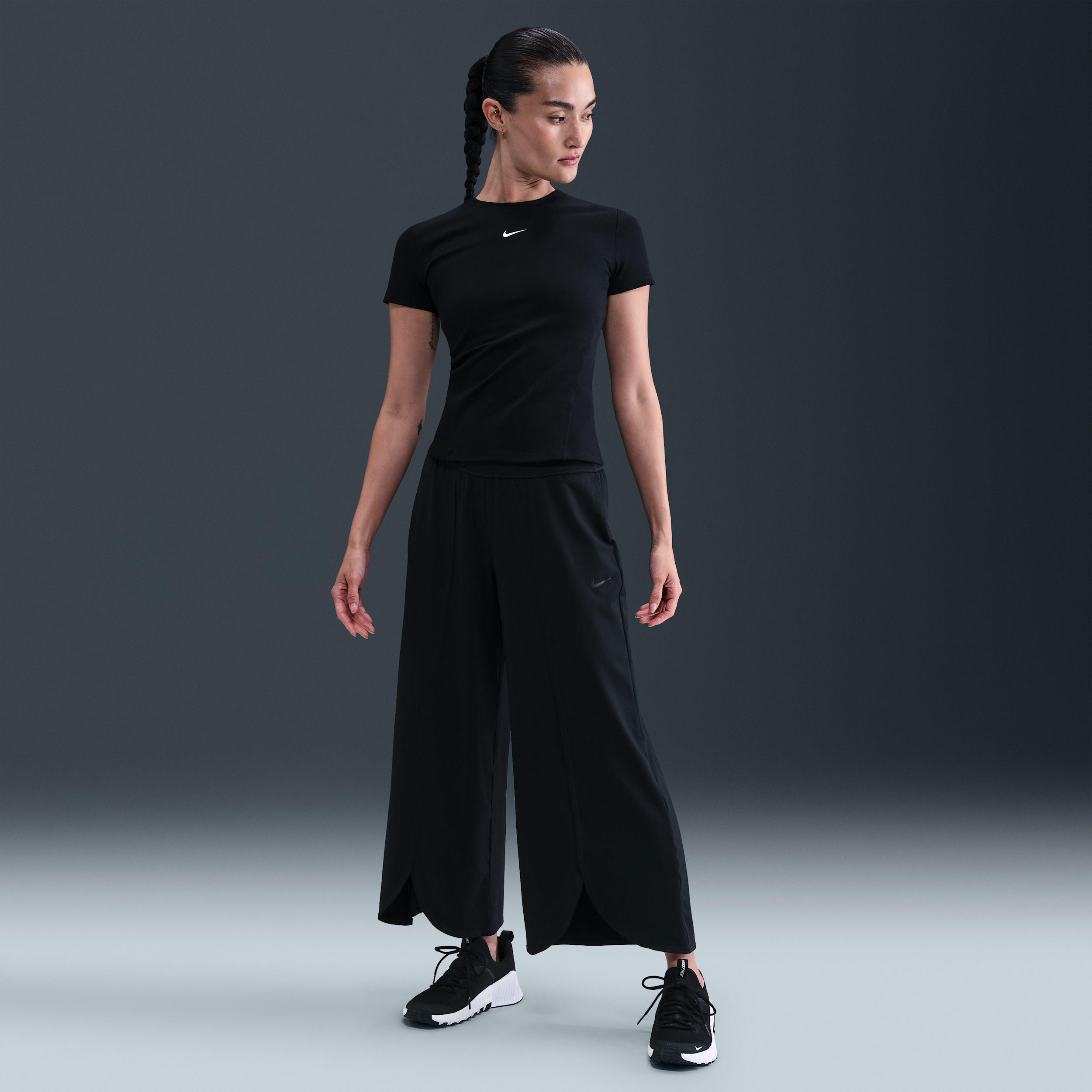 【ナイキ(NIKE)公式ストア】ナイキ ワン リラックスド ウィメンズ Dri-FIT ハイウエスト パンツ IH8593-010 ブラック 【ナイキ(NIKE)公式ストア】ナイキ ワン リラックスド ウィメンズ Dri-FIT ハイウエスト パンツ IH8593-010 ブラック