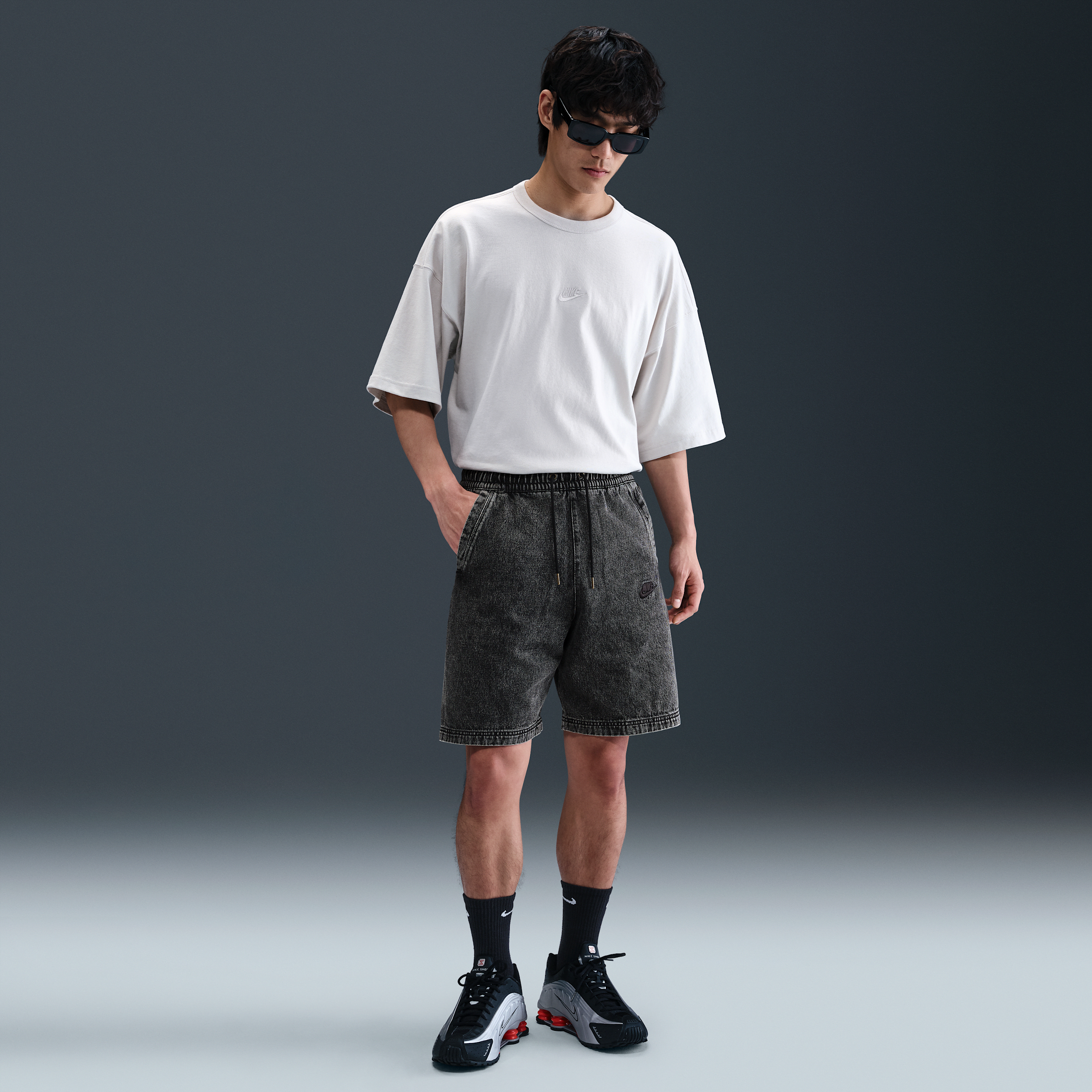 【ナイキ(NIKE)公式ストア】ナイキ スポーツウェア メンズ デニム ウォッシュ加工 ショートパンツ IF2858-010 ブラック 【ナイキ(NIKE)公式ストア】ナイキ スポーツウェア メンズ デニム ウォッシュ加工 ショートパンツ IF2858-010 ブラック