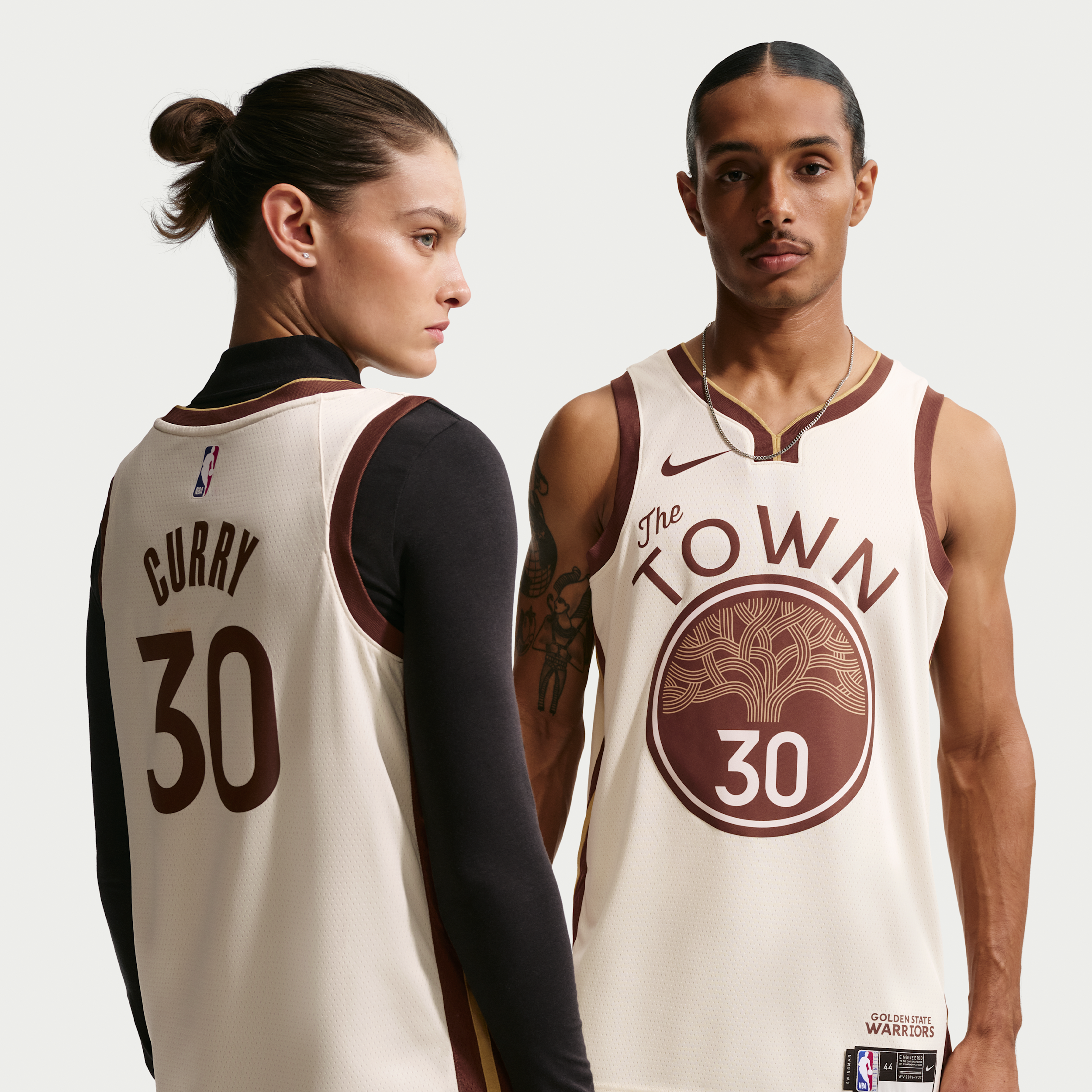 【ナイキ(NIKE)公式ストア】ステフィン カリー ゴールデンステート ウォリアーズ シティ エディション メンズ ナイキ NBA スウィングマン ジャージー HM5981-123 ブラウン 【ナイキ(NIKE)公式ストア】ステフィン カリー ゴールデンステート ウォリアーズ シティ エディション メンズ ナイキ NBA スウィングマン ジャージー HM5981-123 ブラウン