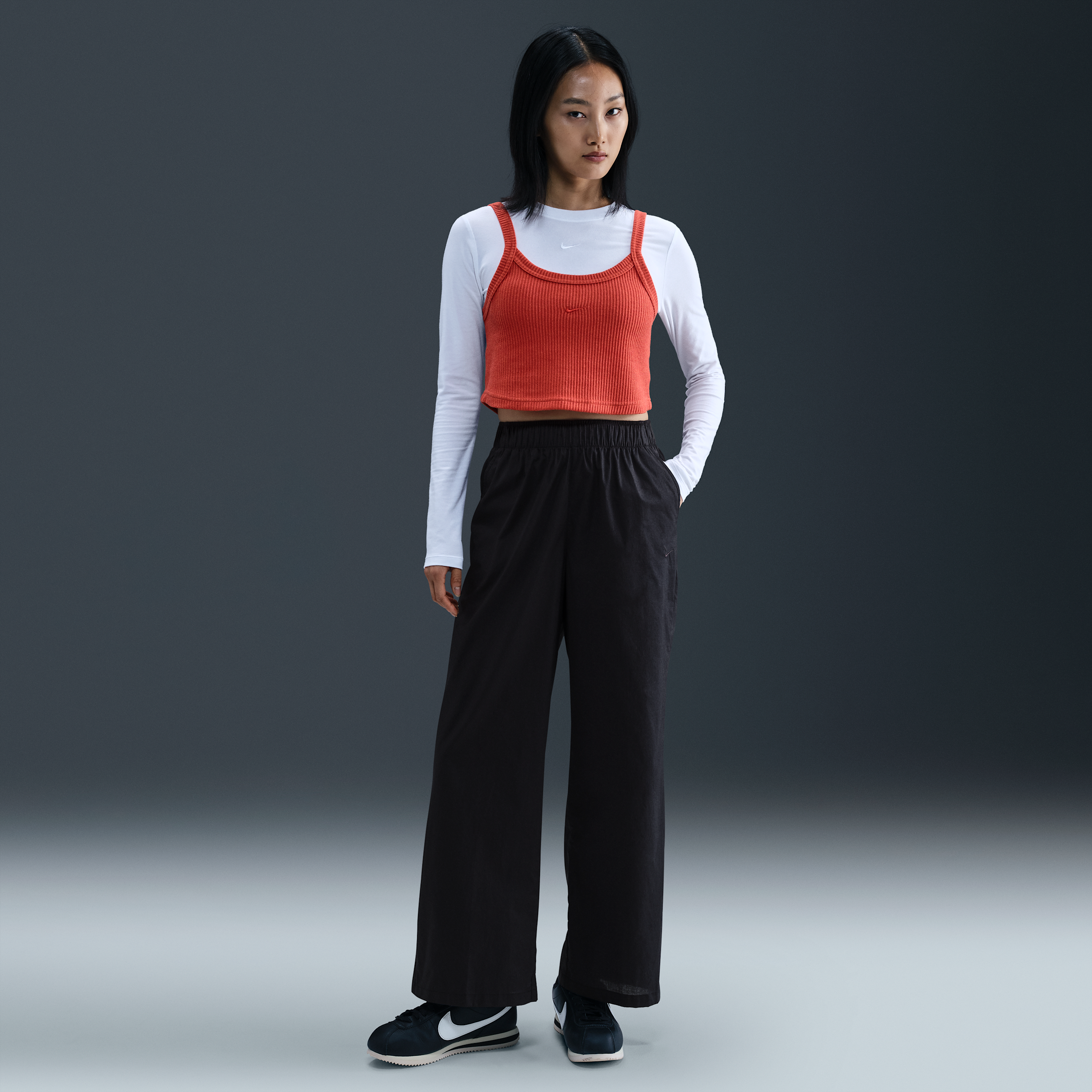 【ナイキ(NIKE)公式ストア】ナイキ スポーツウェア チル ポプリン ウィメンズ ハイウエスト ルーズ オープンヘム パンツ HV2410-010 ブラック 【ナイキ(NIKE)公式ストア】ナイキ スポーツウェア チル ポプリン ウィメンズ ハイウエスト ルーズ オープンヘム パンツ HV2410-010 ブラック