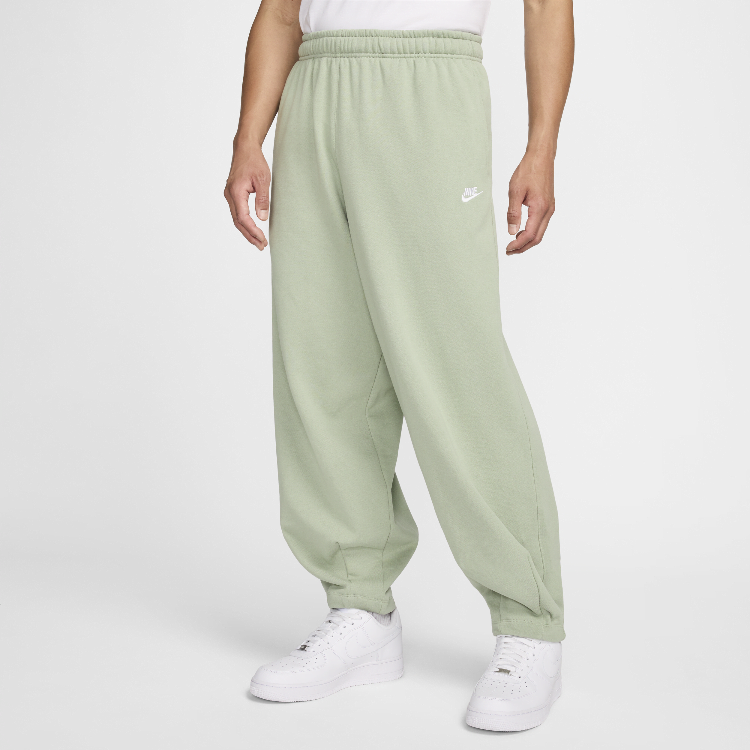 【ナイキ(NIKE)公式ストア】ナイキ クラブ フリース メンズ オーバーサイズド フレンチ テリー パンツ HJ1823-370 グリーン 【ナイキ(NIKE)公式ストア】ナイキ クラブ フリース メンズ オーバーサイズド フレンチ テリー パンツ HJ1823-370 グリーン