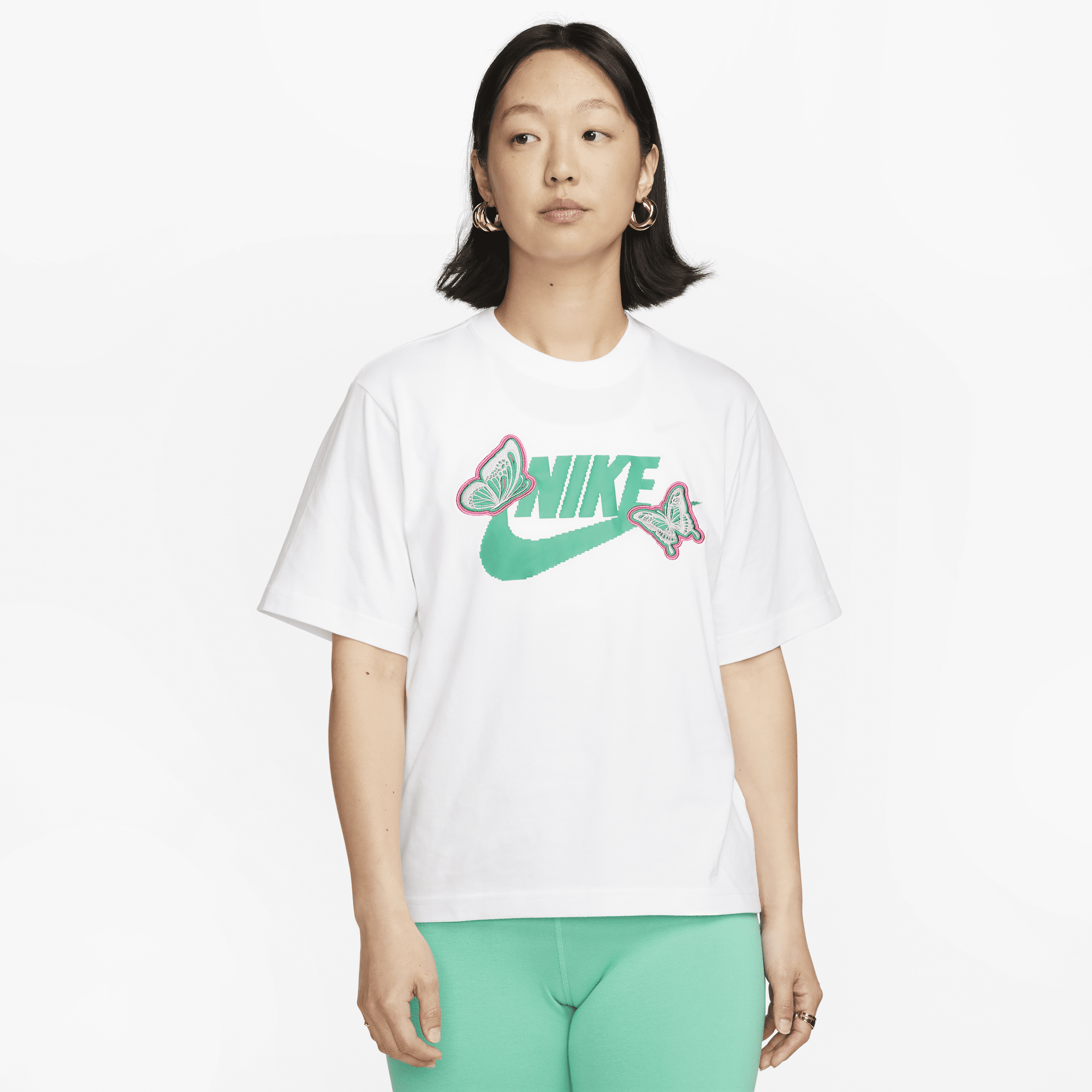 【ナイキ(NIKE)公式ストア】ナイキ スポーツウェア ウィメンズ ボクシー Tシャツ FD2526-100 ホワイト 【ナイキ(NIKE)公式ストア】ナイキ スポーツウェア ウィメンズ ボクシー Tシャツ FD2526-100 ホワイト