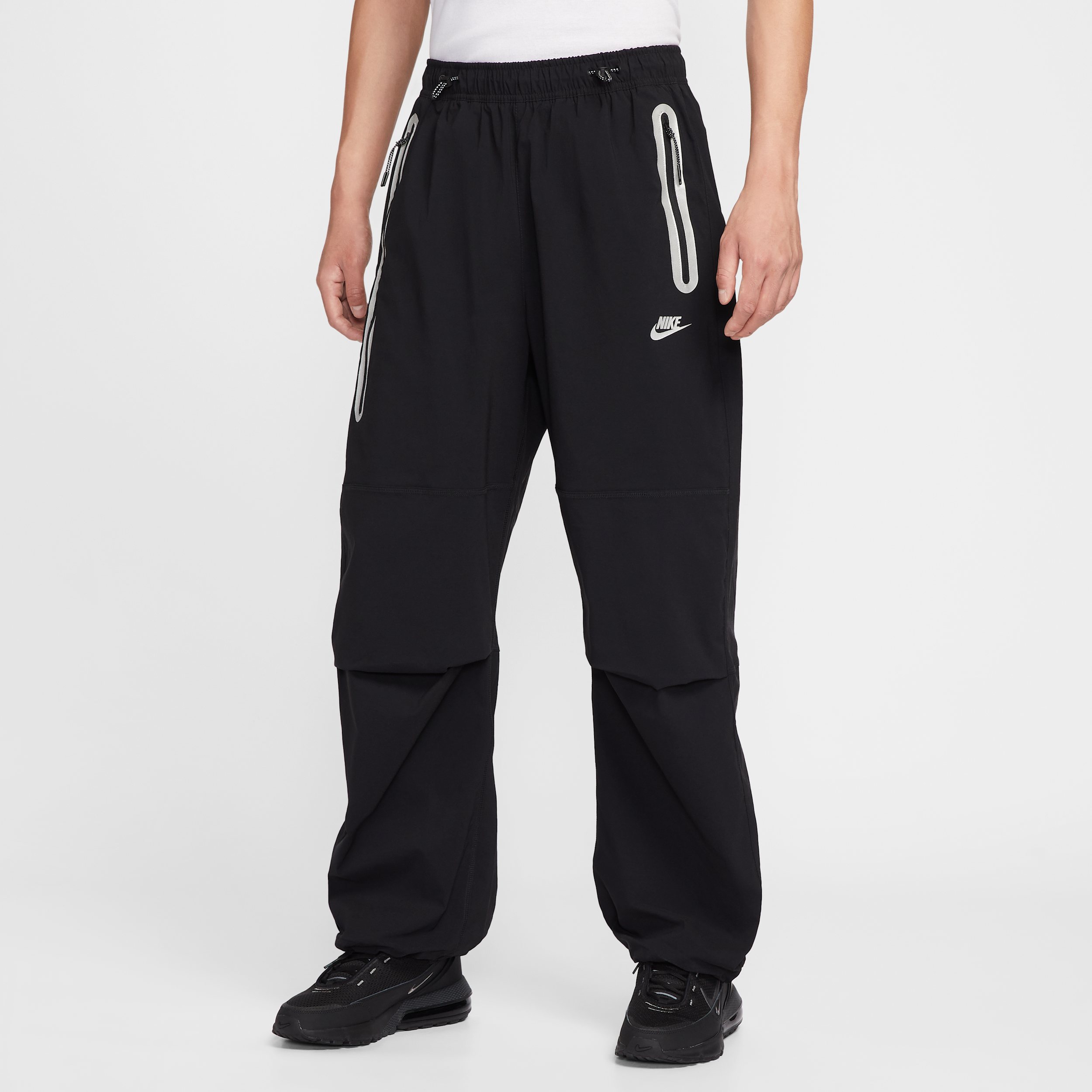 【ナイキ(NIKE)公式ストア】ナイキ テック メンズ オーバーサイズド ウーブン パンツ IM7259-010 ブラック 【ナイキ(NIKE)公式ストア】ナイキ テック メンズ オーバーサイズド ウーブン パンツ IM7259-010 ブラック