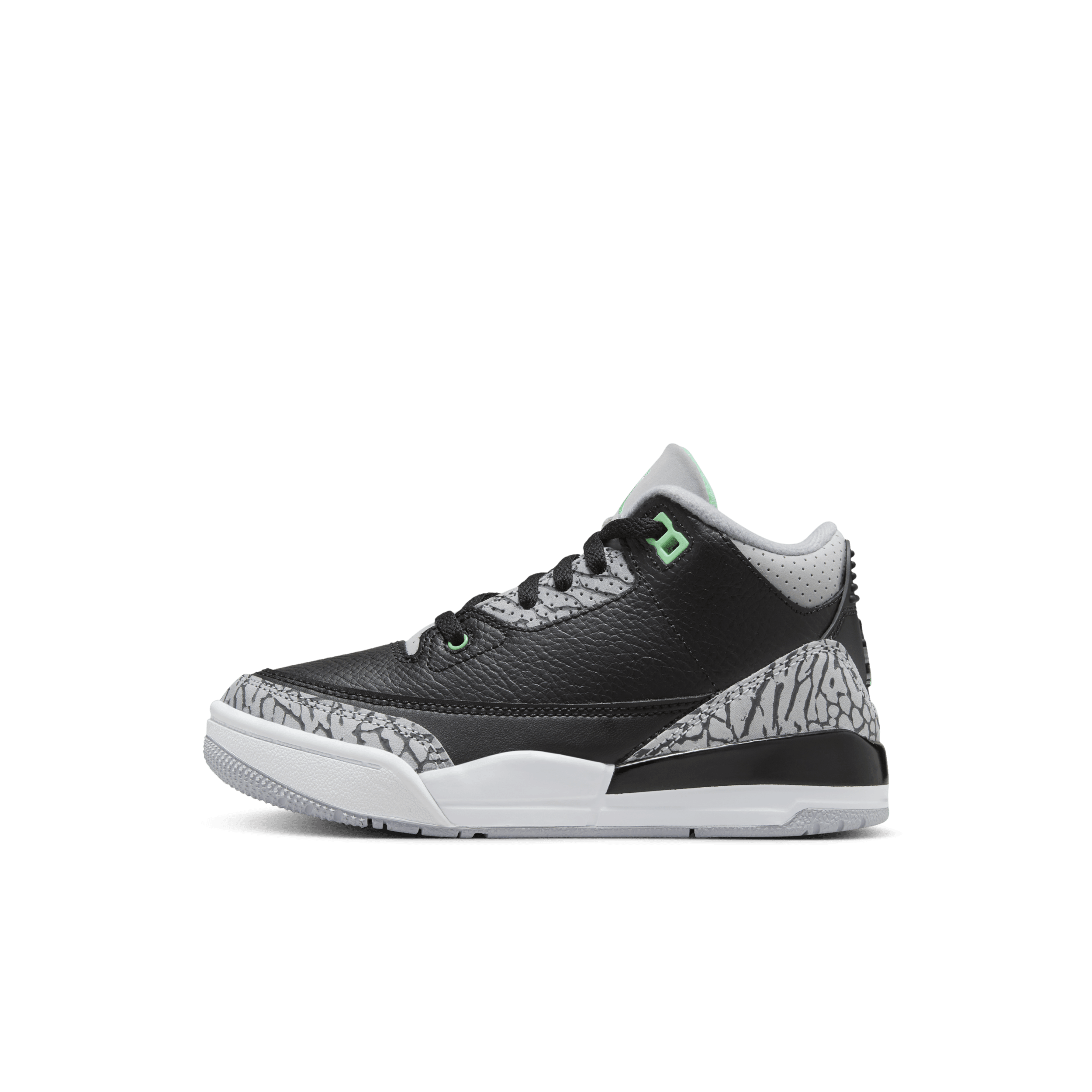 【ナイキ(NIKE)公式ストア】ジョーダン 3 レトロ "Green Glow" リトルキッズシューズ DM0966-031 ブラック 【ナイキ(NIKE)公式ストア】ジョーダン 3 レトロ "Green Glow" リトルキッズシューズ DM0966-031 ブラック