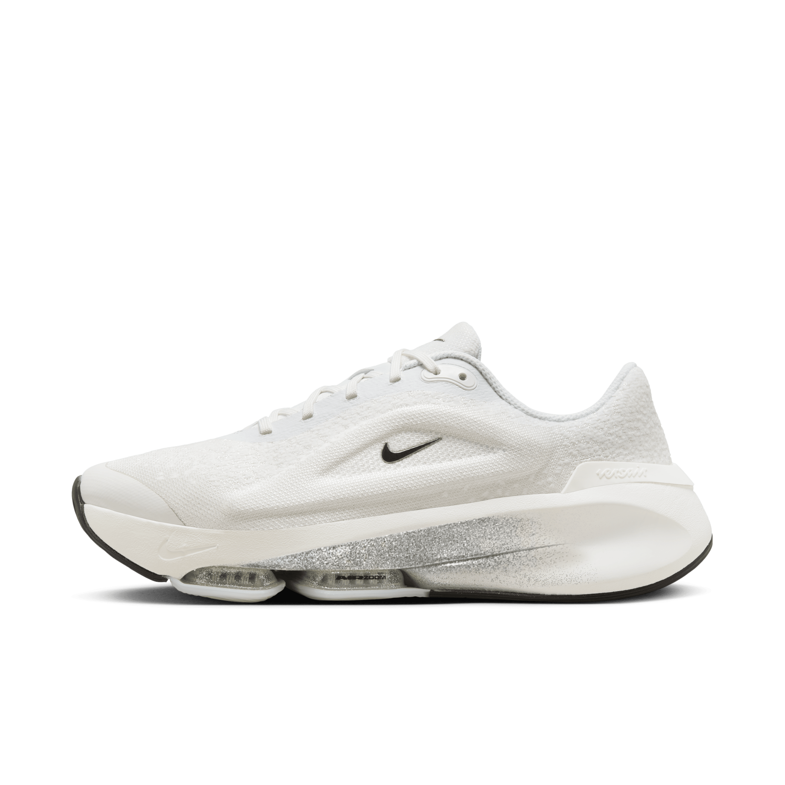 【ナイキ(NIKE)公式ストア】ナイキ ヴァースエア プレミアム ウィメンズ ワークアウトシューズ グリッター付き FQ7213-101 ホワイト 【ナイキ(NIKE)公式ストア】ナイキ ヴァースエア プレミアム ウィメンズ ワークアウトシューズ グリッター付き FQ7213-101 ホワイト