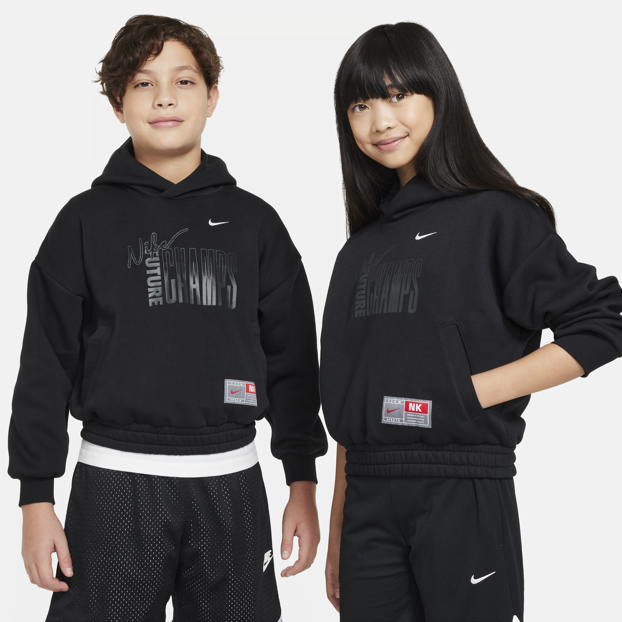 Nike Culture of Basketball-pullover-fleece-hættetrøje til større børn - sort