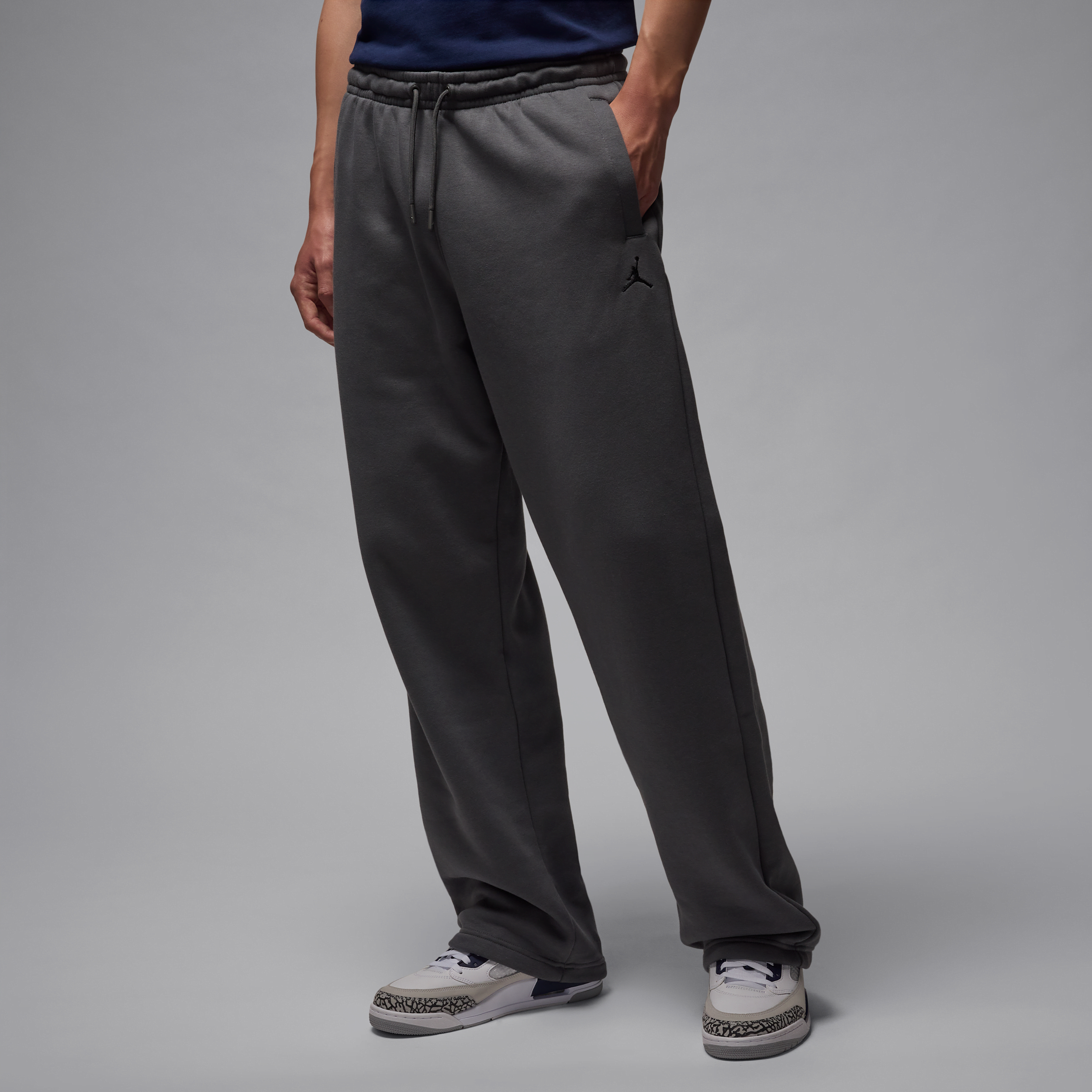 【ナイキ(NIKE)公式ストア】ジョーダン ブルックリン フリース メンズ オーバーサイズド オープンヘム パンツ IB7238-068 グレー 【ナイキ(NIKE)公式ストア】ジョーダン ブルックリン フリース メンズ オーバーサイズド オープンヘム パンツ IB7238-068 グレー