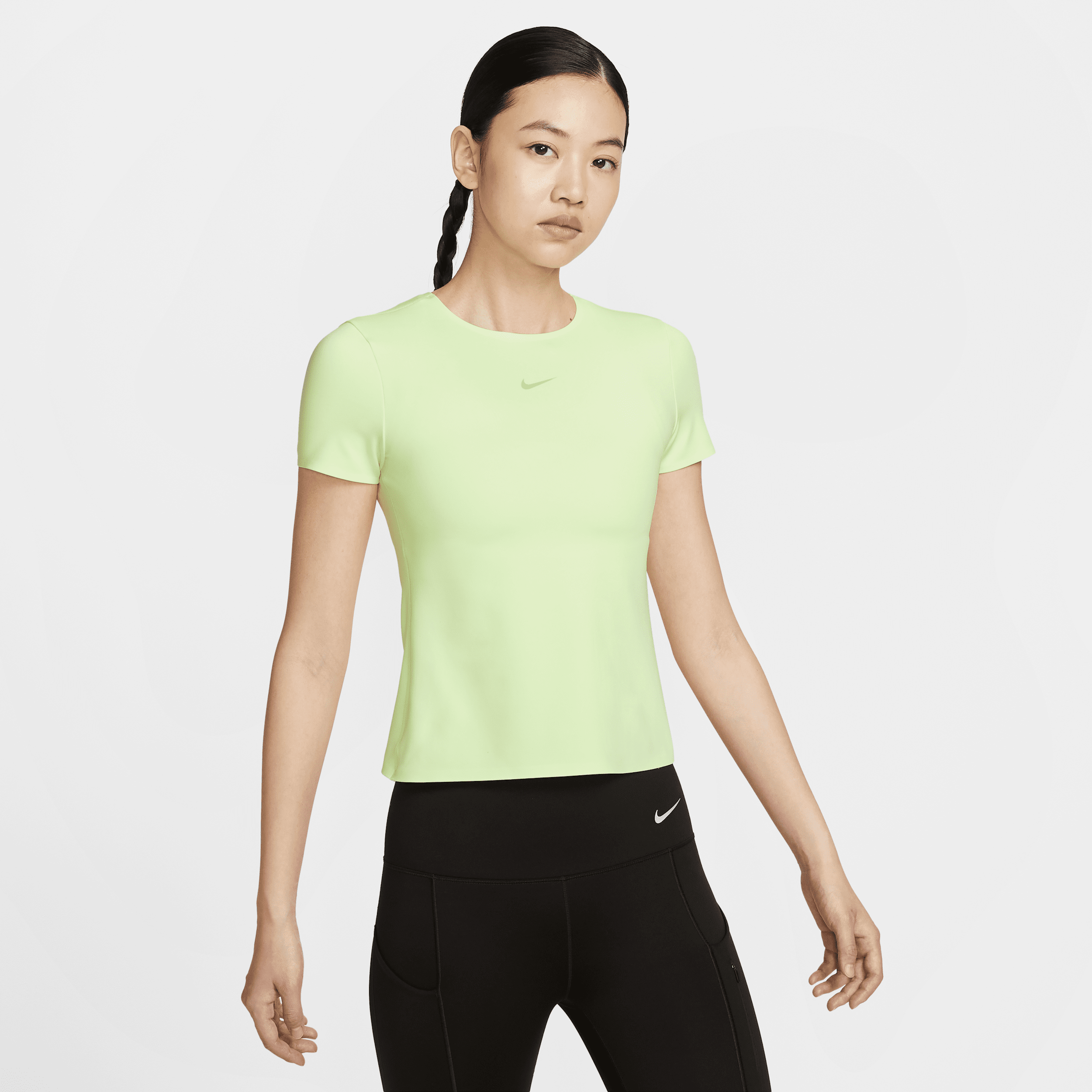 【ナイキ(NIKE)公式ストア】ナイキ フォーム ウィメンズ ショートスリーブ トップ HQ8080-701 イエロー 【ナイキ(NIKE)公式ストア】ナイキ フォーム ウィメンズ ショートスリーブ トップ HQ8080-701 イエロー